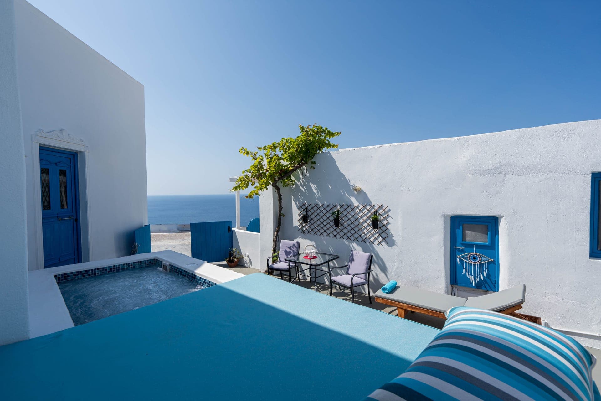 room-types-SANTORITA-DLXSUI-0.jpg