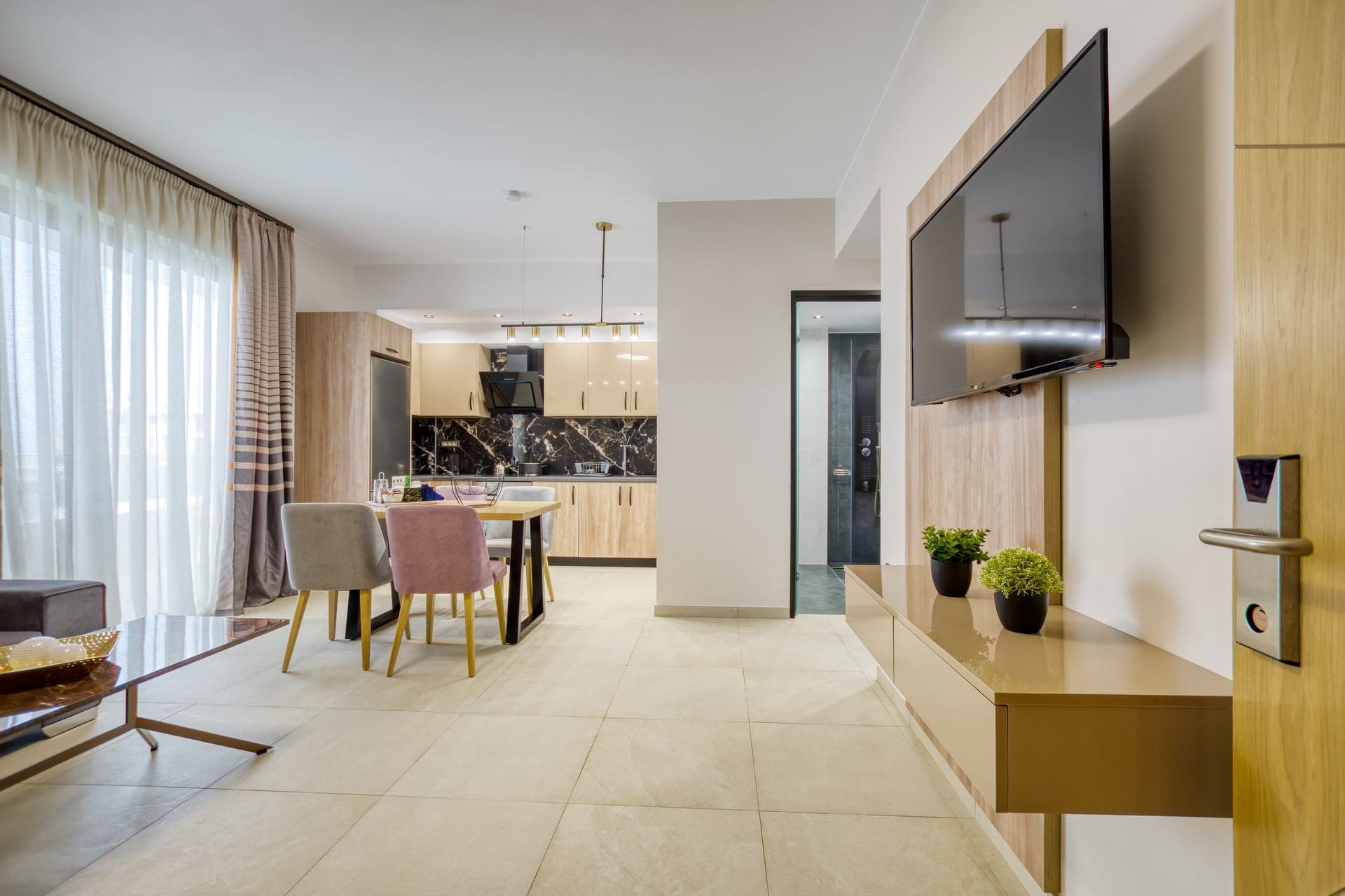 room-types-SAPPHIREHO-2BEDAP-0.jpg