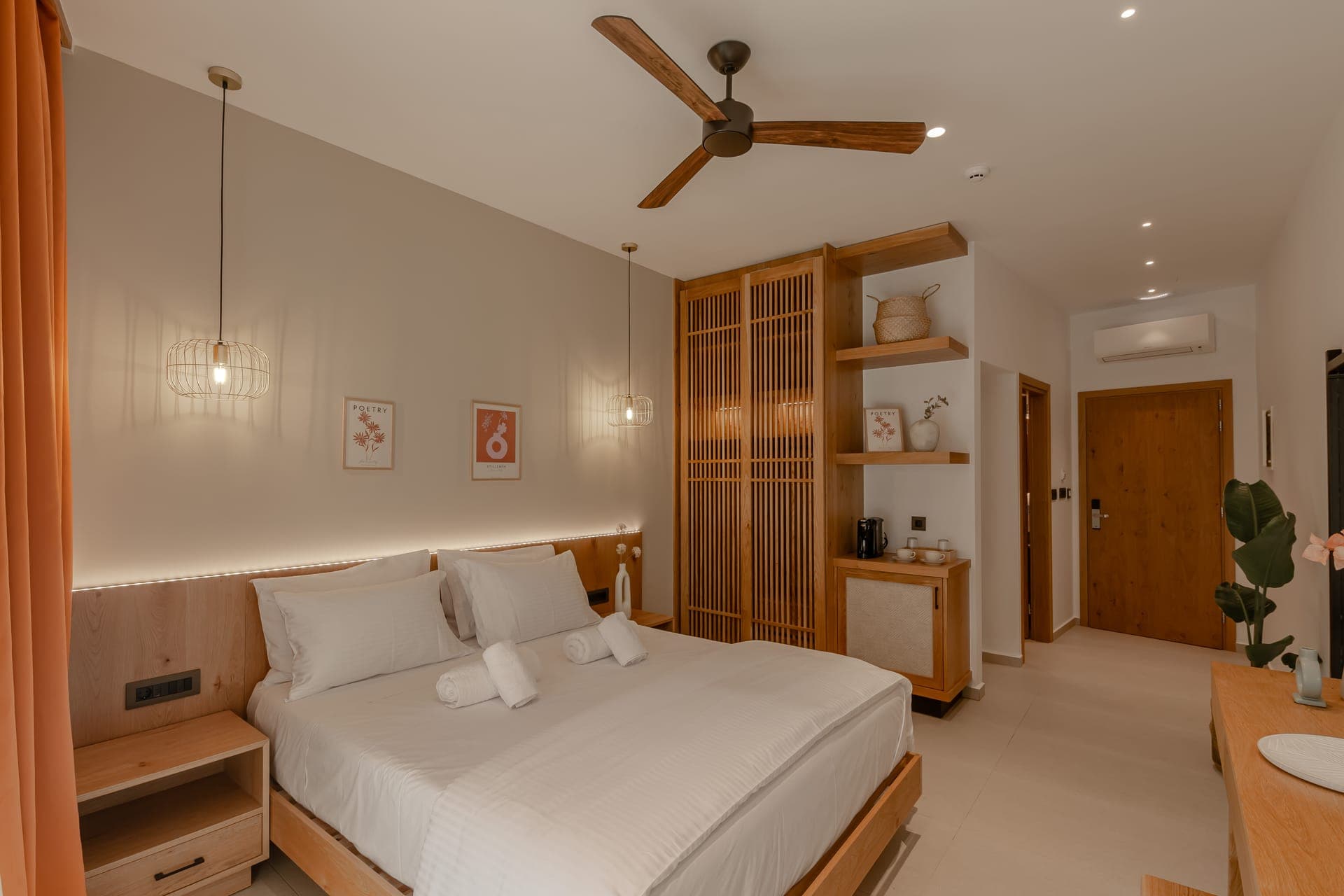 room-types-SARANASC-EXECUT-0.jpg