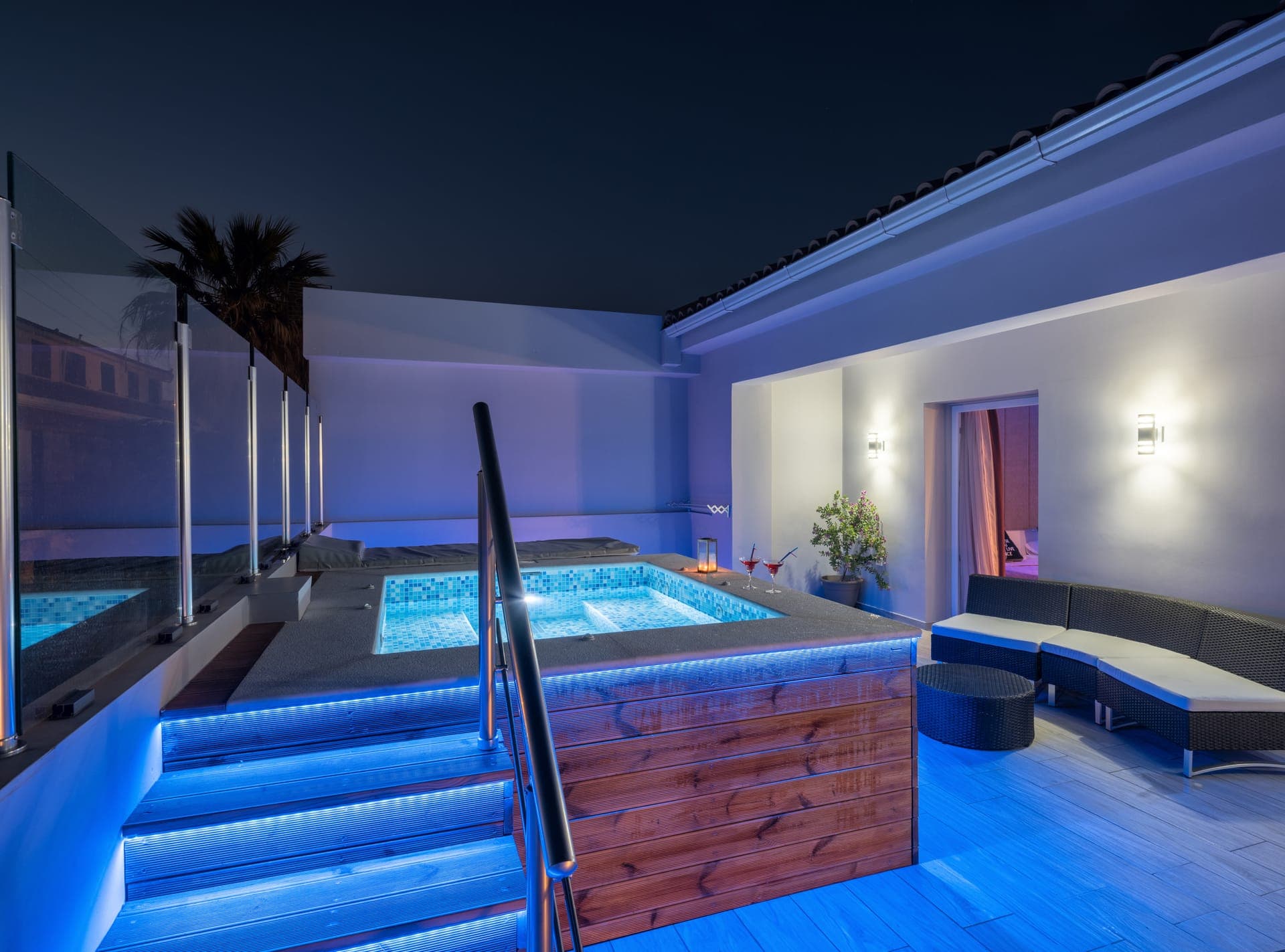 room-types-SAVVASLUXS-DELUXE-0.jpg