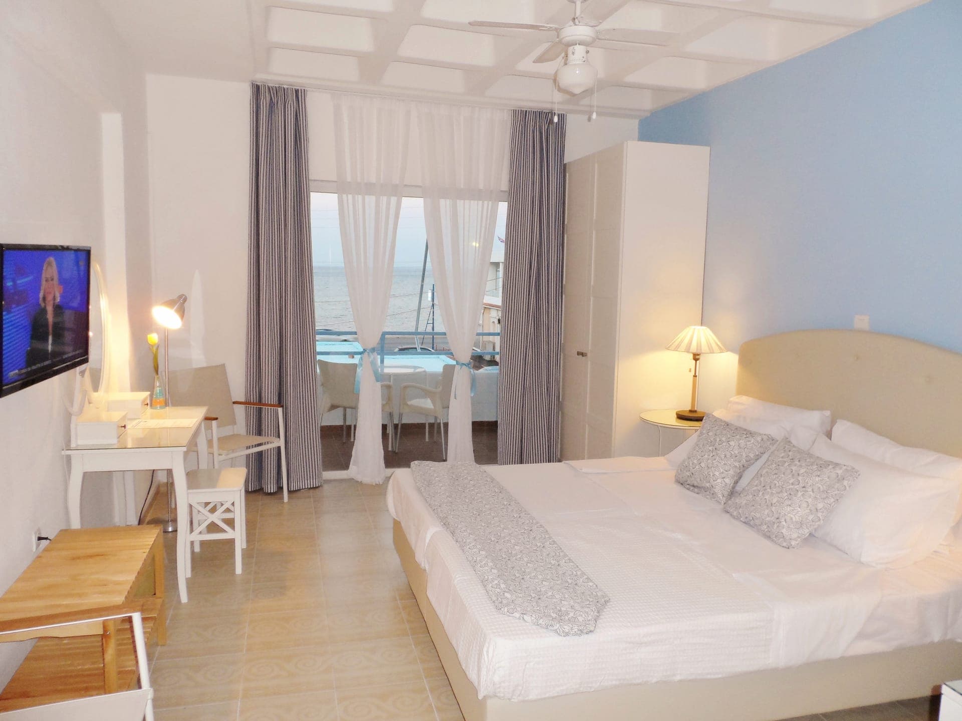 room-types-SEAFRONTST-SSV-0.jpg