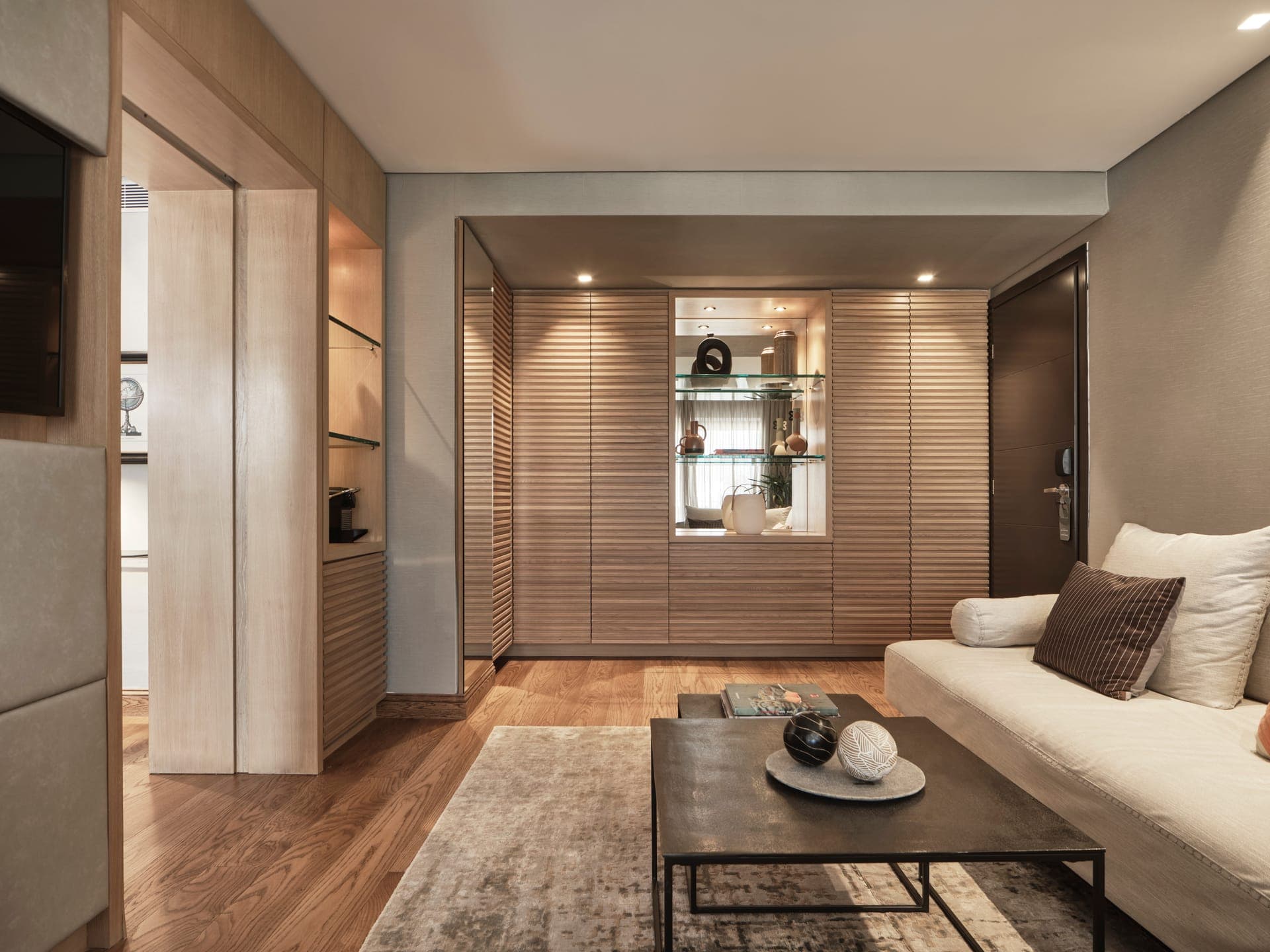 room-types-SEAVIEW-MSTR-0.jpg