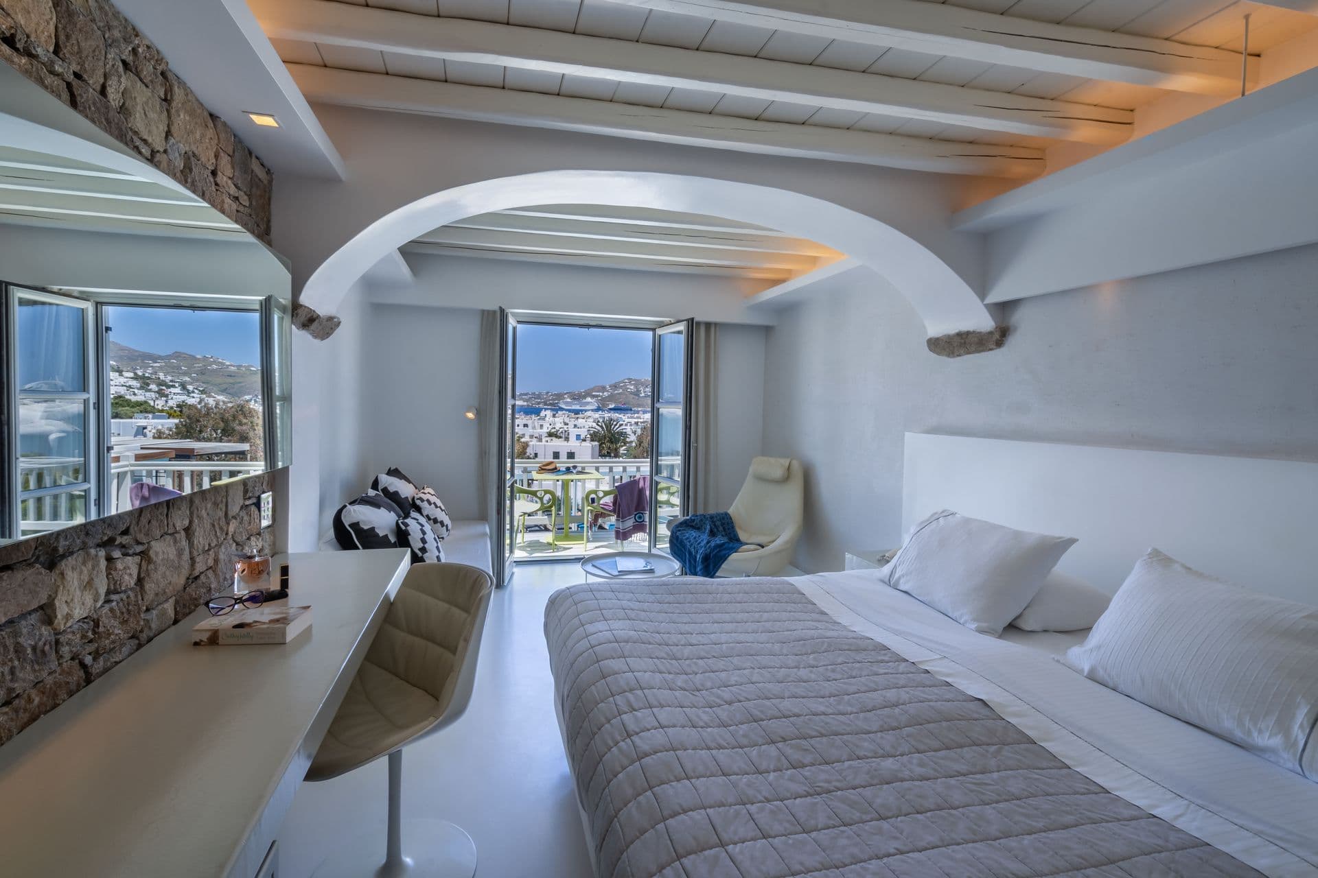 room-types-SEMELI-SUV-0.jpg