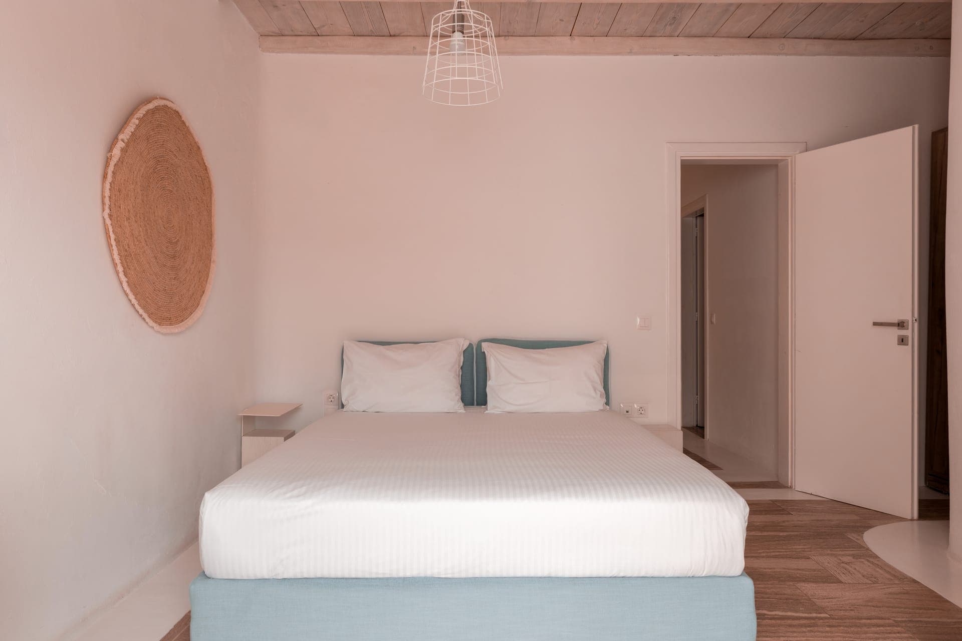 room-types-SENSESMYK-1BA-0.jpg