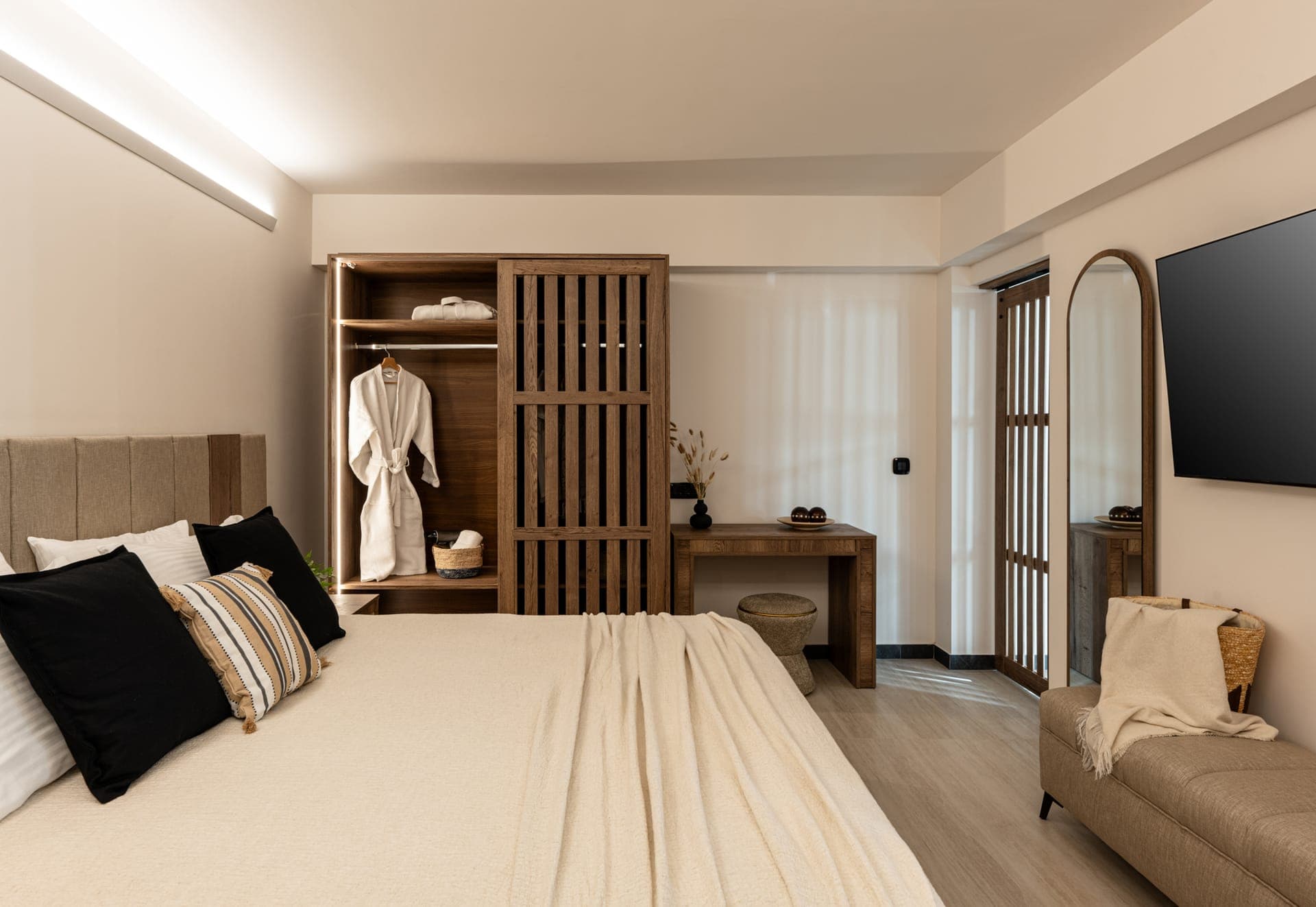 room-types-SERENITYS-SHT2-0.jpg