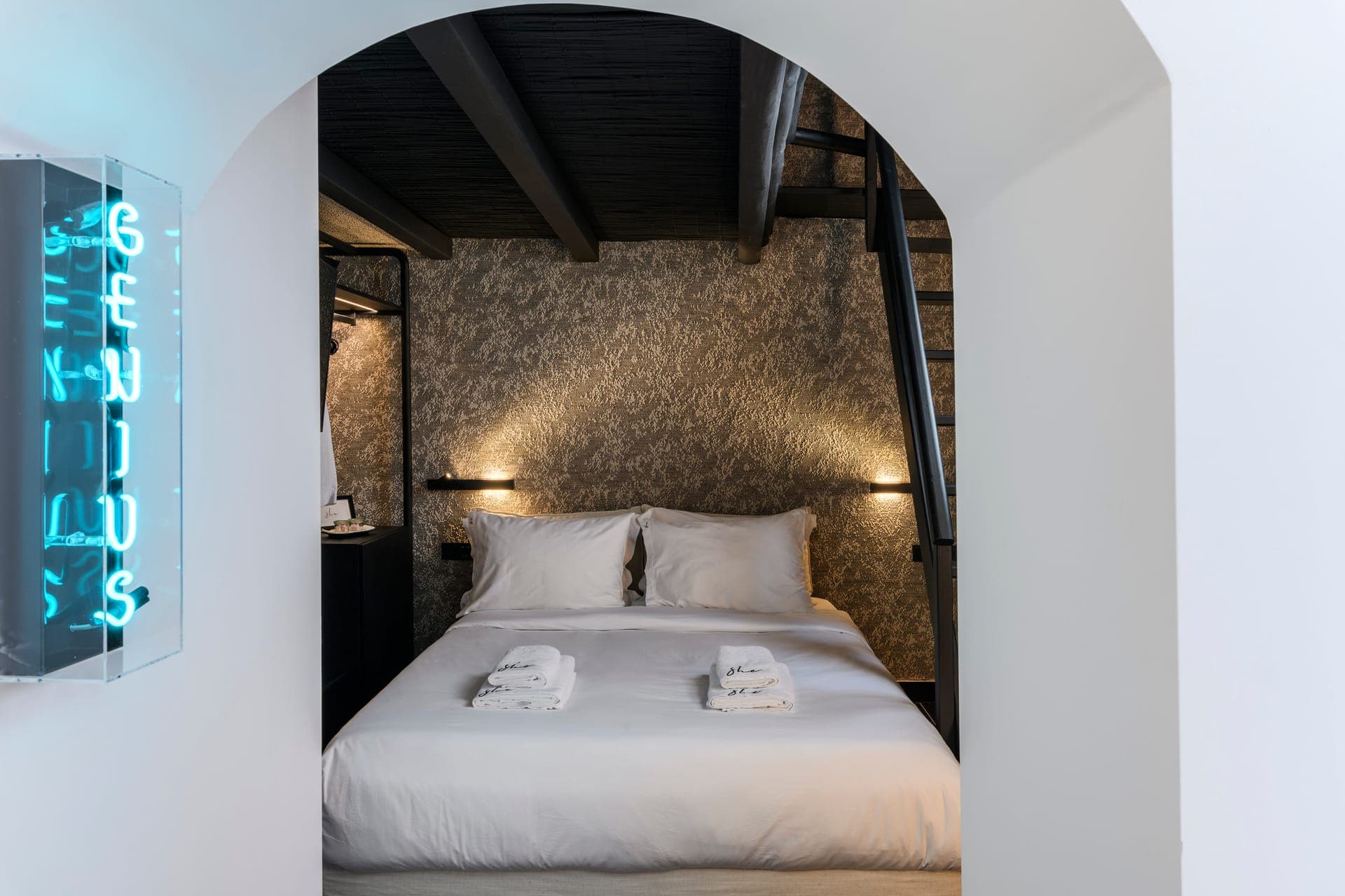 room-types-SHEMKNSRES-PETITE-0.jpg