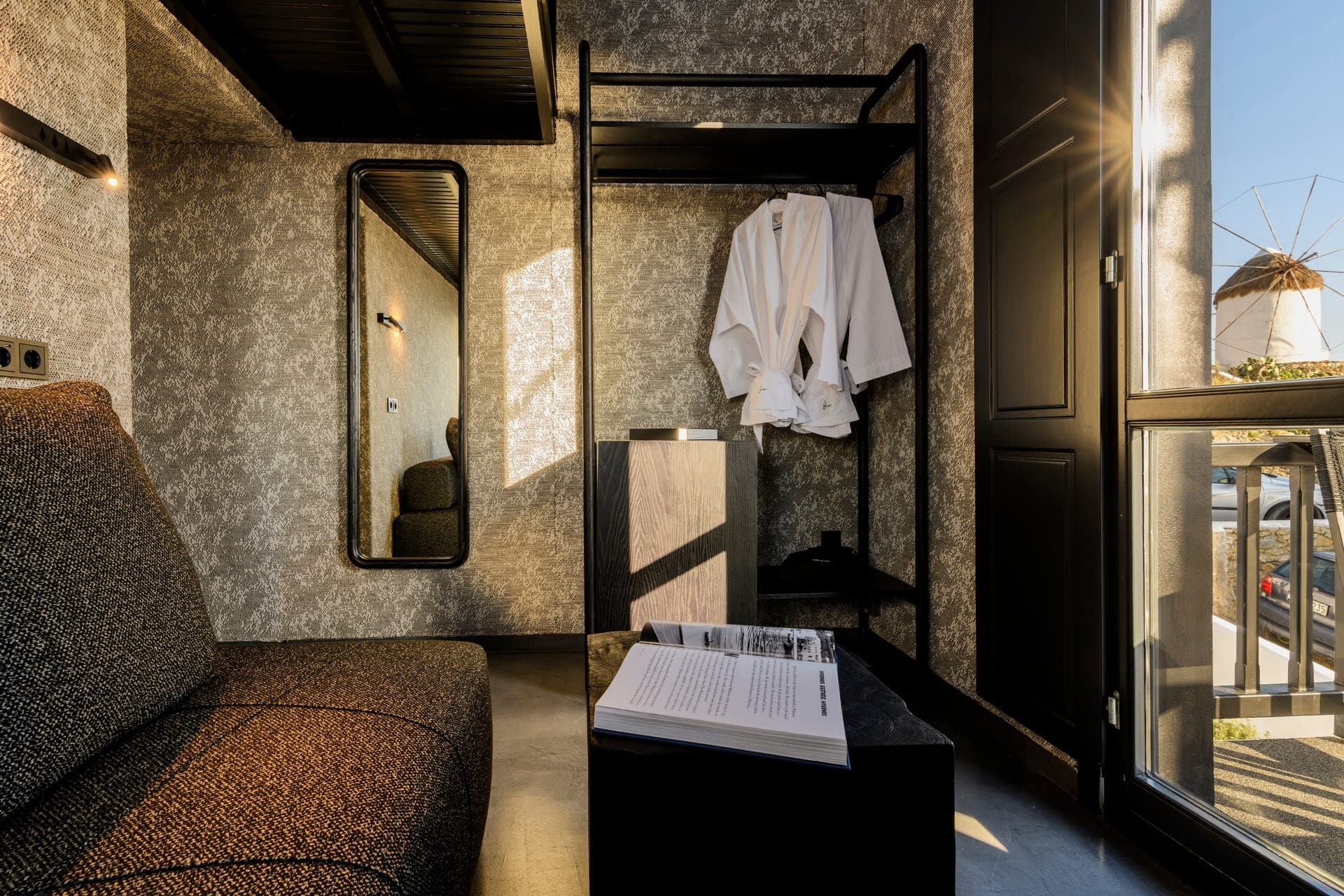 room-types-SHEMYKONOS-JUNIOR-0.jpg