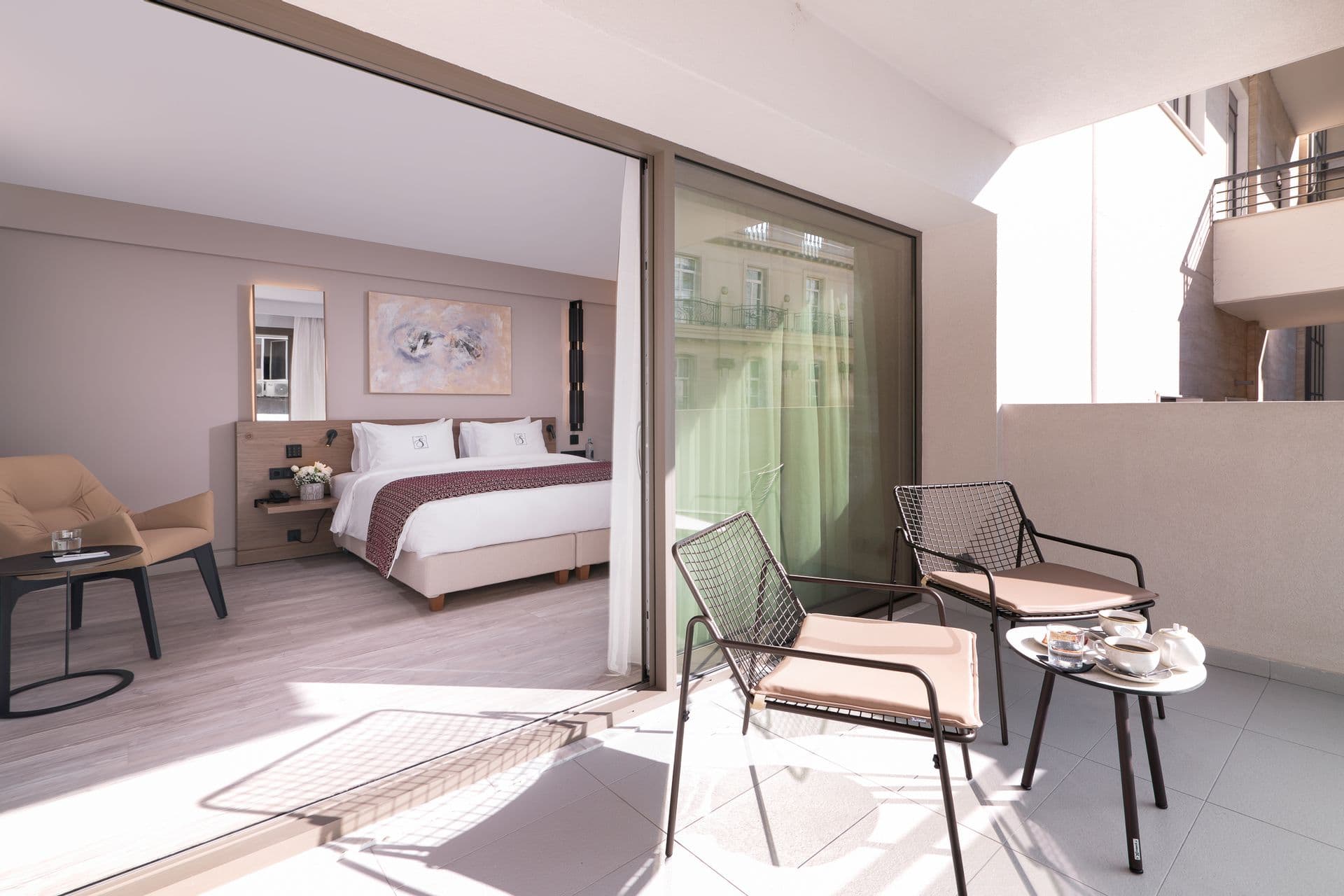 room-types-SHOTEL-QUEEN-0.jpg