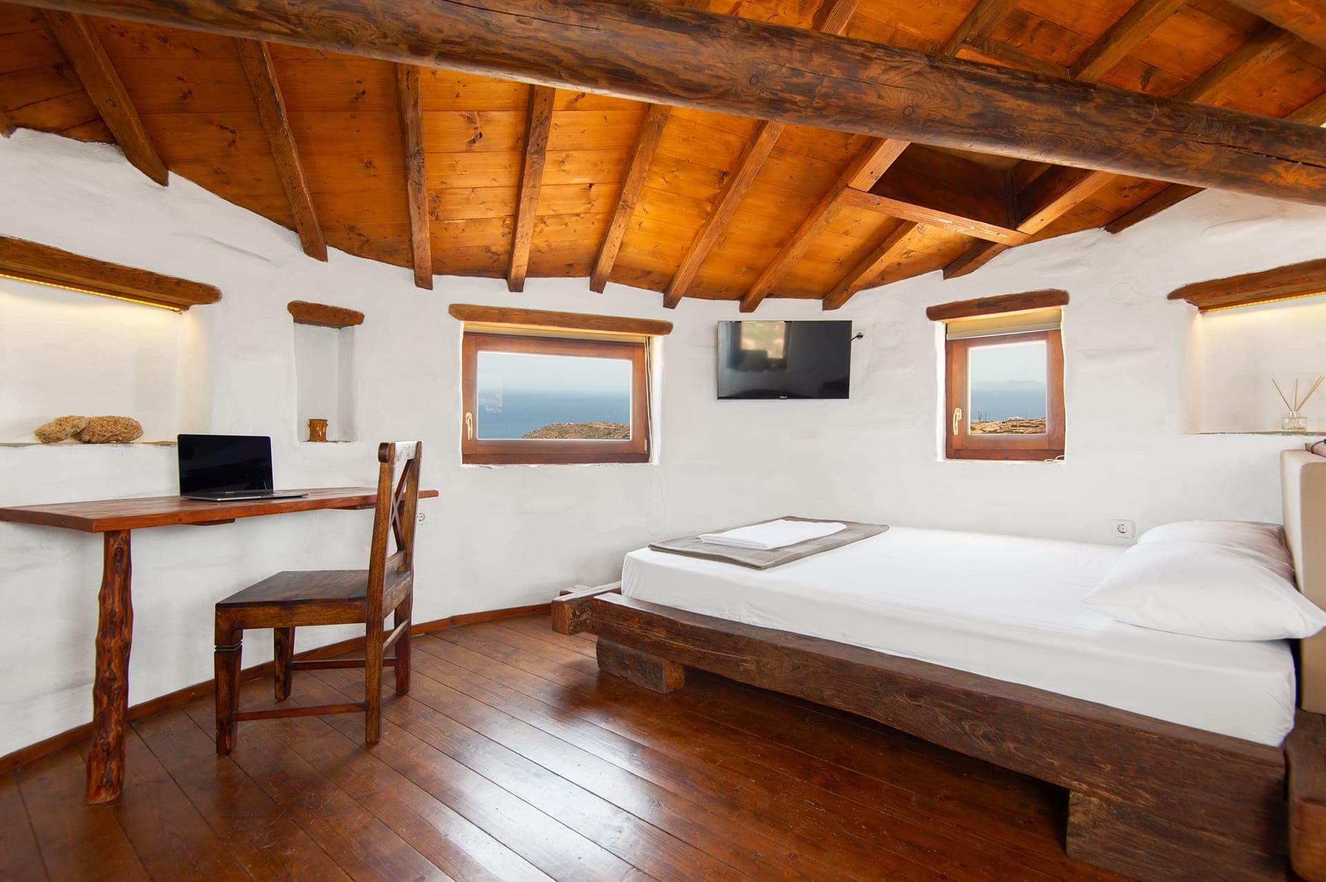 room-types-SIFNOSROOT-WINDML-0.jpg