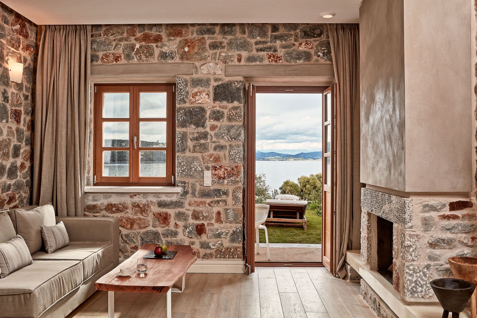 room-types-SILVERCOVE-JUNSGS-0.jpg