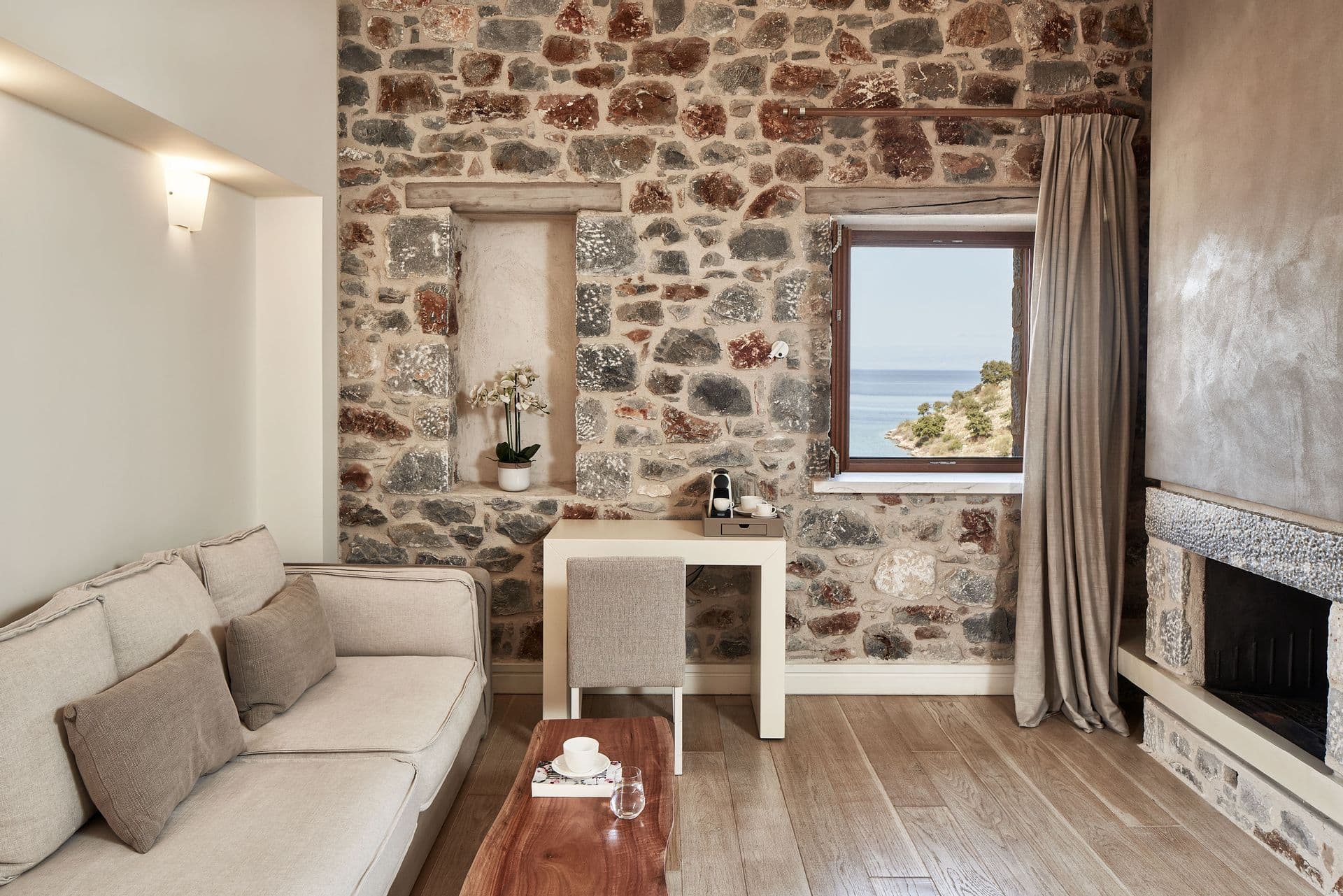 room-types-SILVERCOVE-JUNSSV-0.jpg