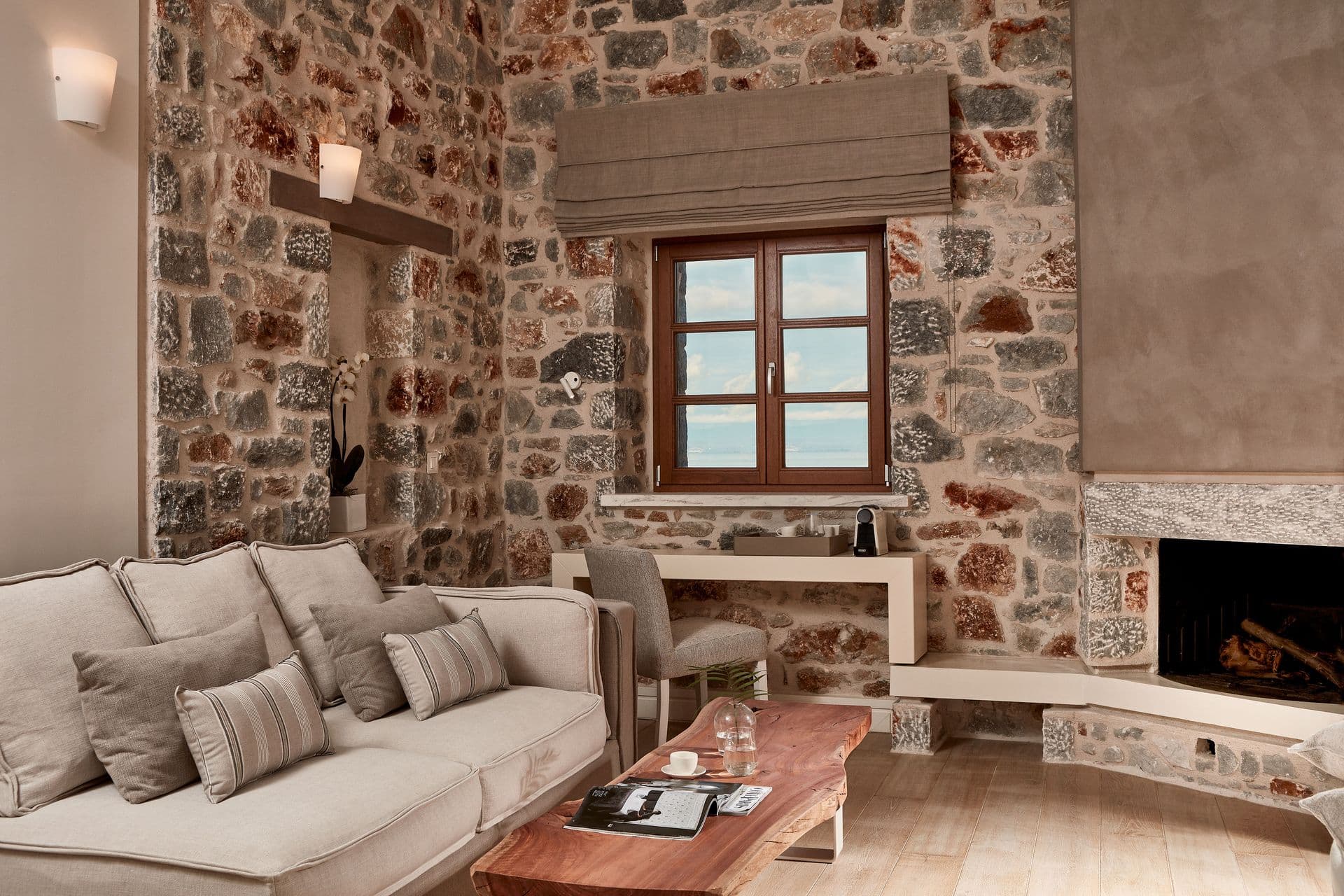 room-types-SILVERCOVE-SUISV-0.jpg