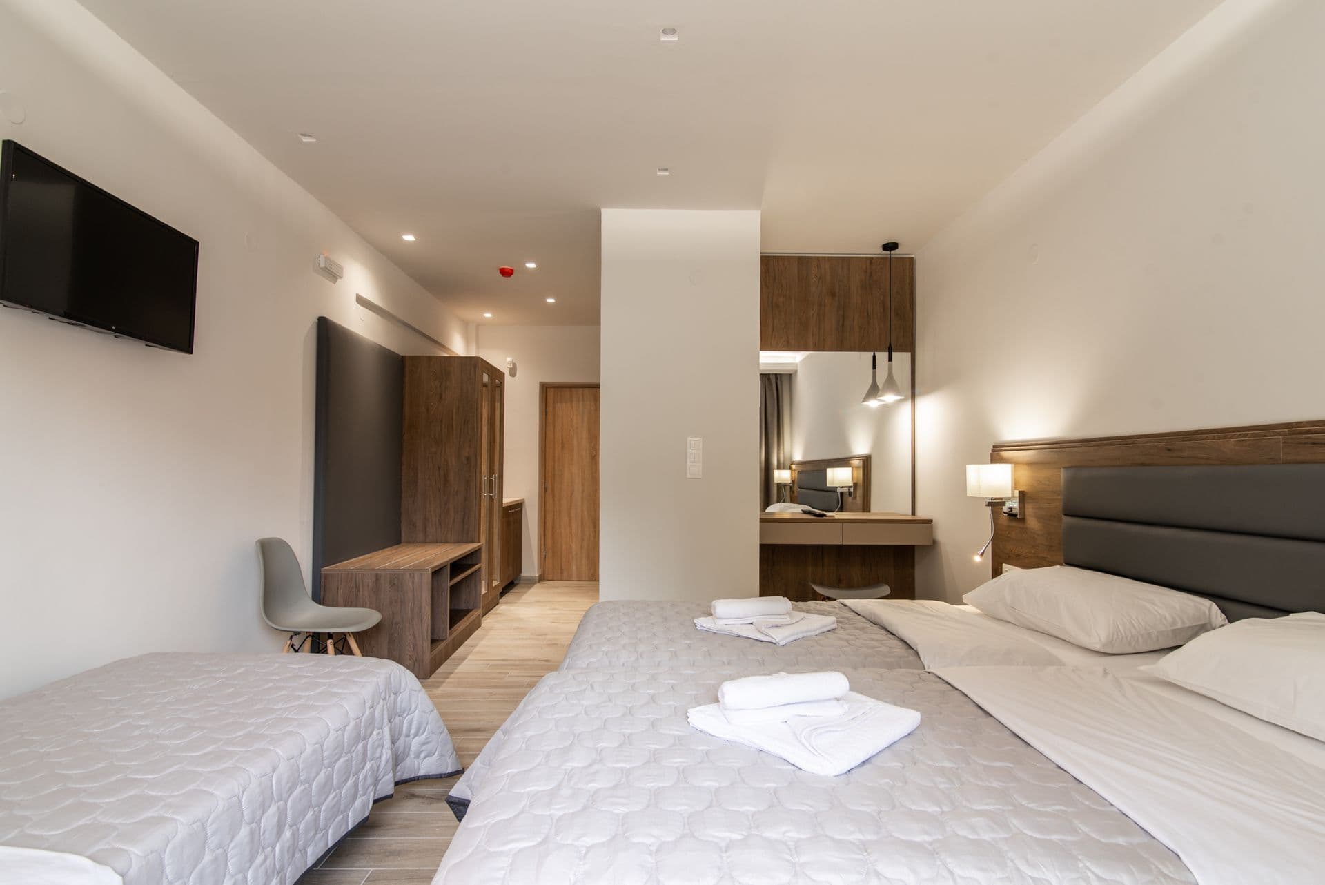 room-types-SINTRIVANI-TRIPLE-0.jpg