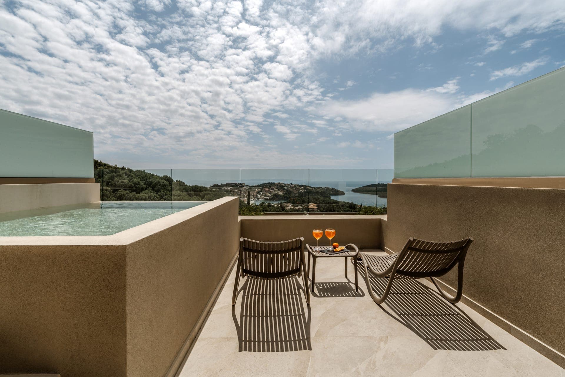 room-types-SIVOTA4S-SUDBSV-0.jpg