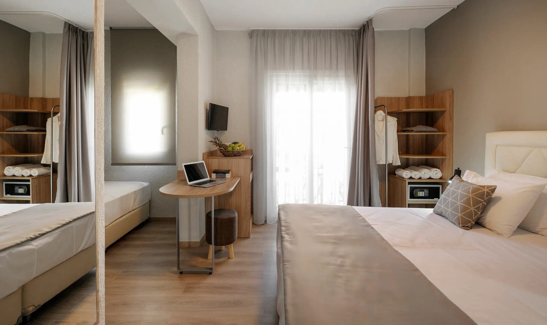 room-types-SKIANTHION-SUPTR-0.jpg