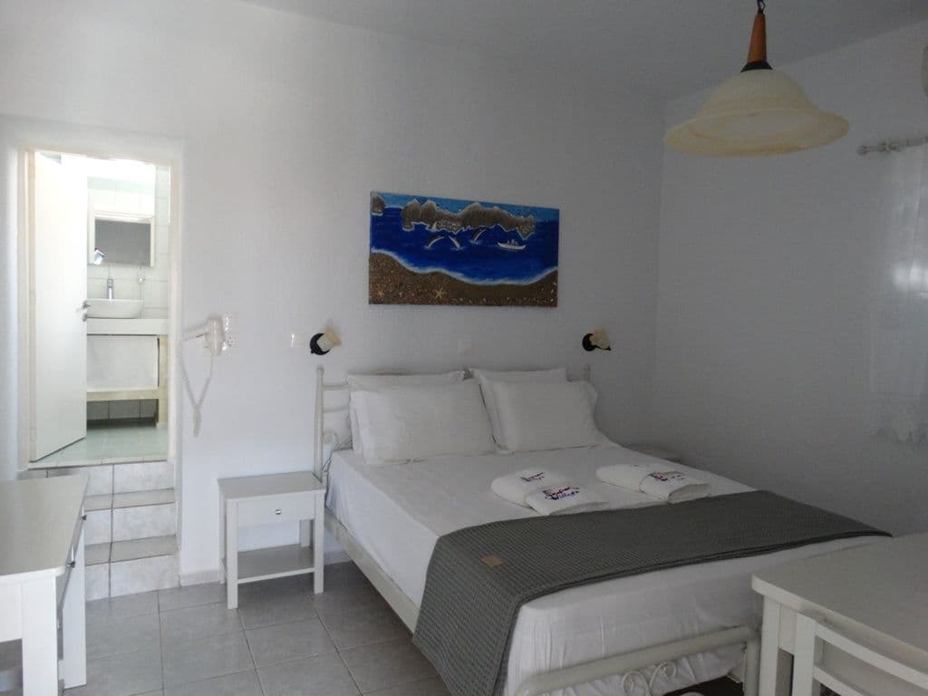 room-types-SKOPELITIS-BDR-0.jpg