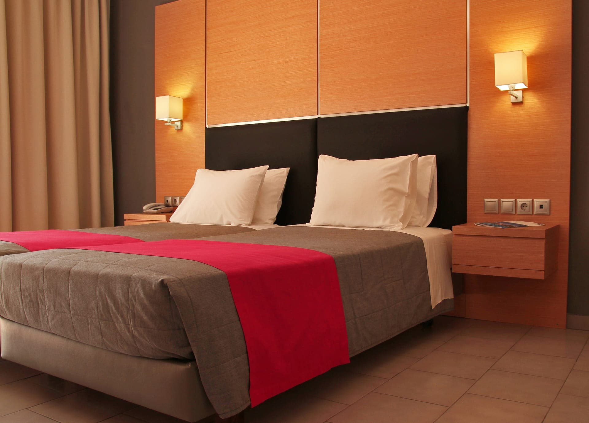 *Images are for illustrative purposes only. Actual room may vary.