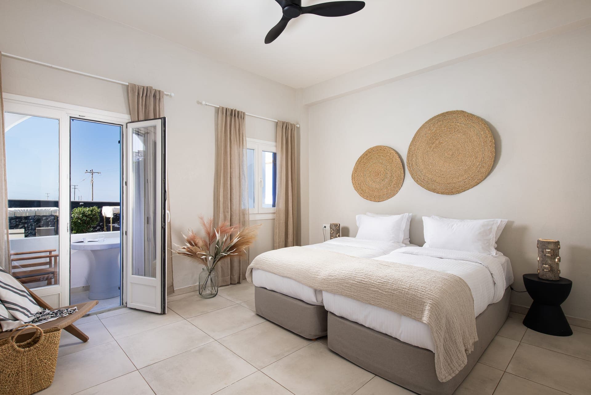 room-types-SOLARISAP-CPOOL-0.jpg