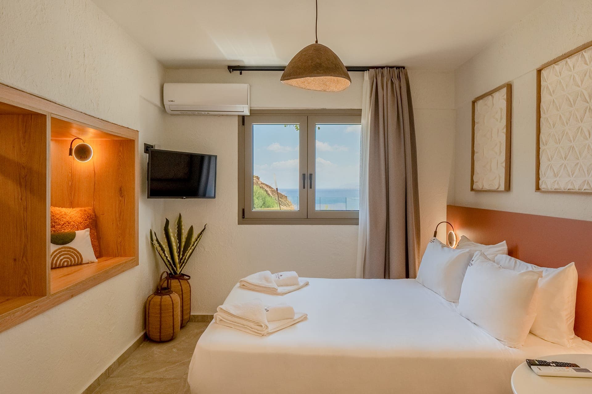 room-types-SOLUNAFORT-JUNSV-0.jpg