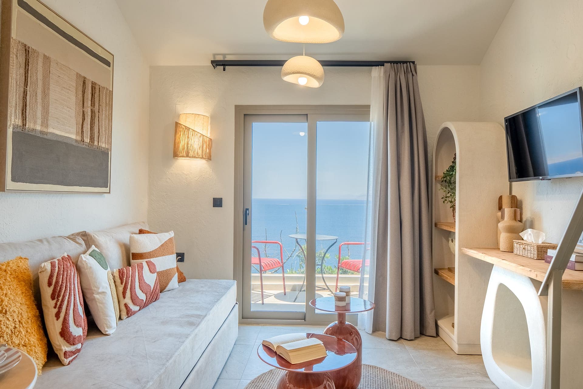 room-types-SOLUNAFORT-SUPSUI-0.jpg
