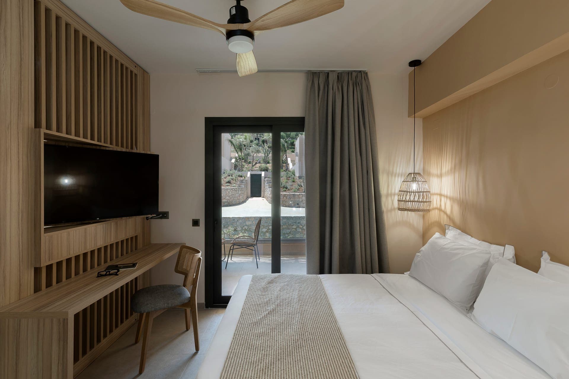 room-types-SOULSENSE-DELUXE-0.jpg