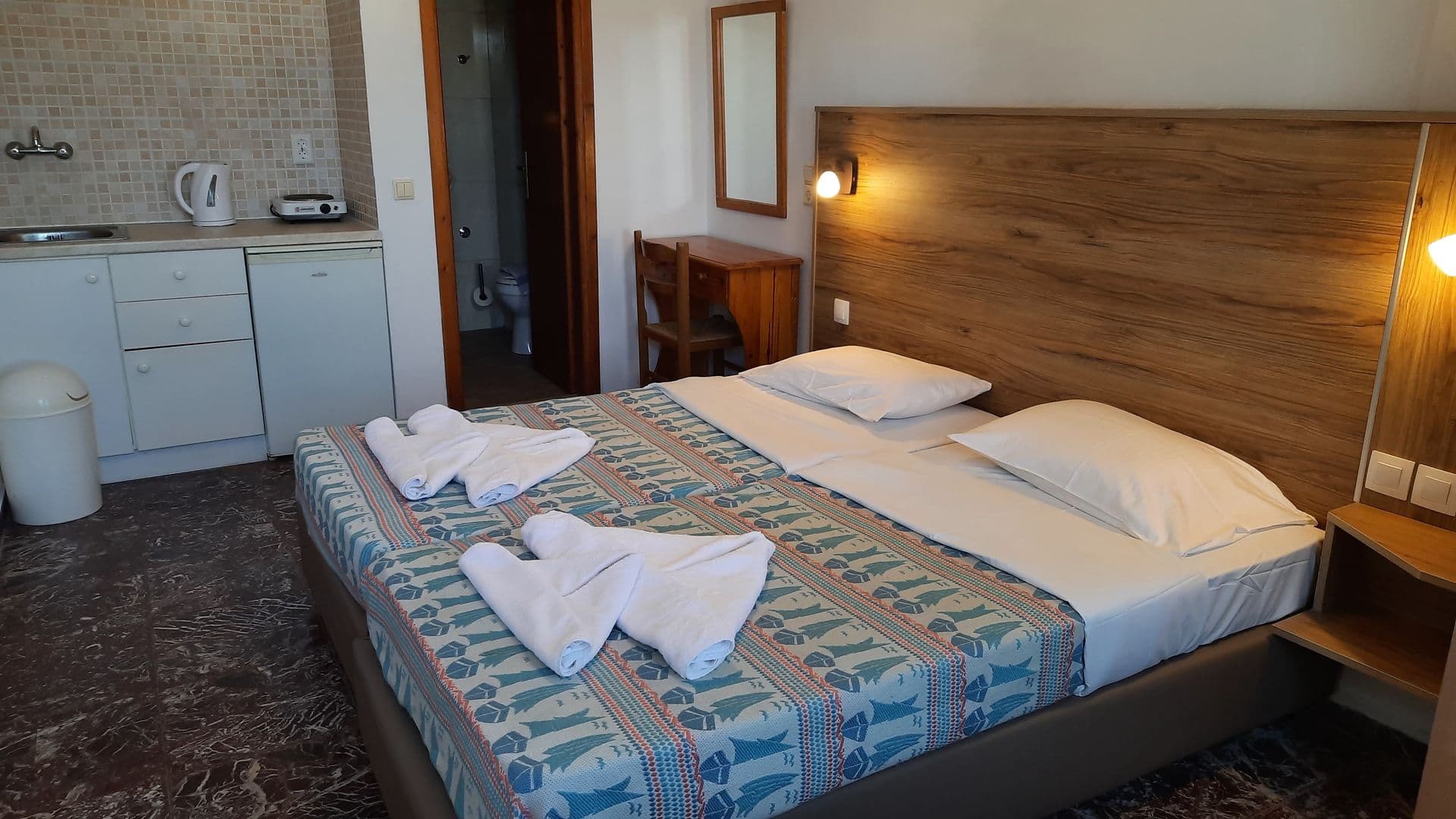 room-types-SPIROSSOUL-BUDGET-0.jpg