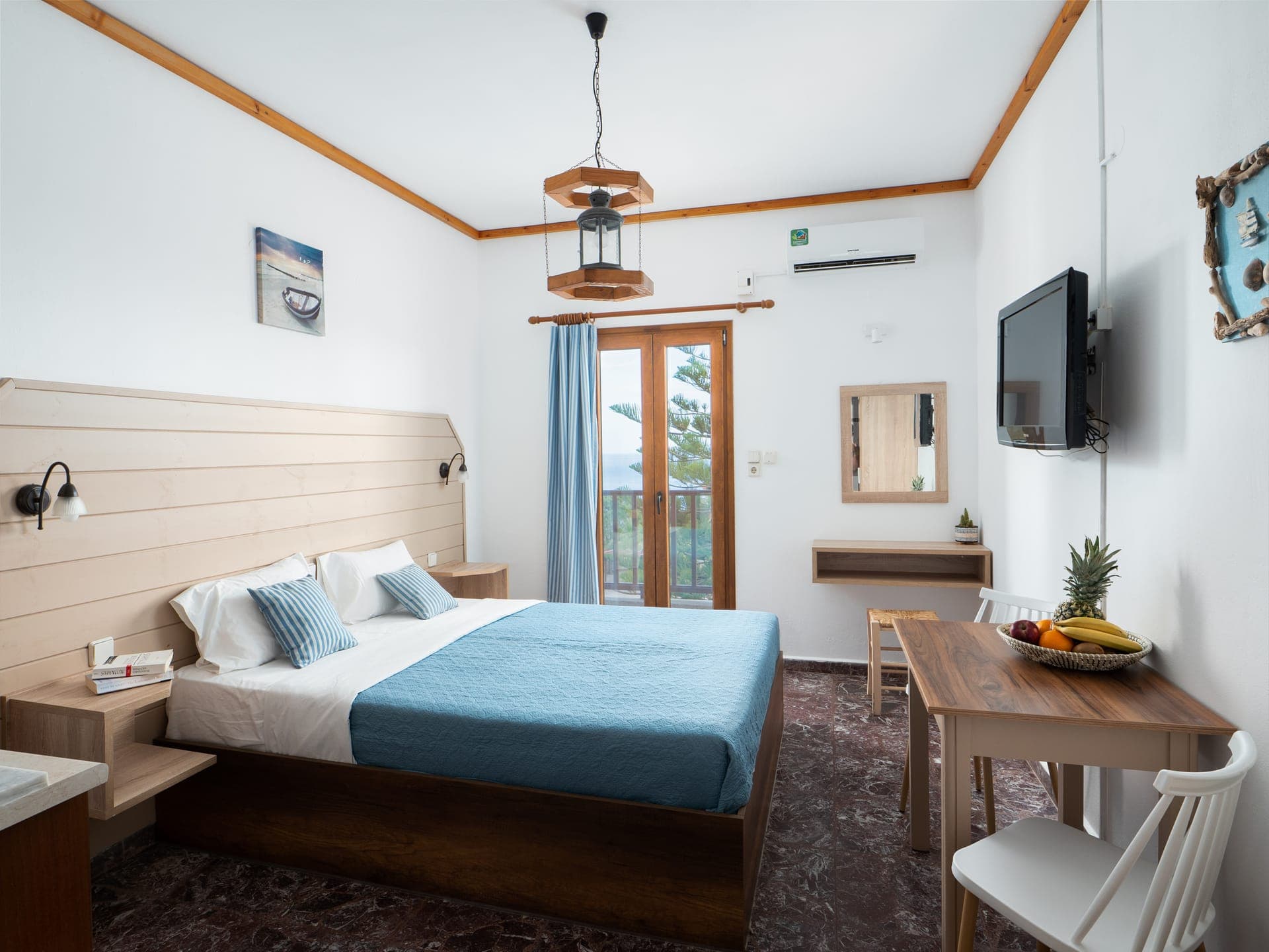 room-types-SPIROSSOUL-DOUBLE-0.jpg