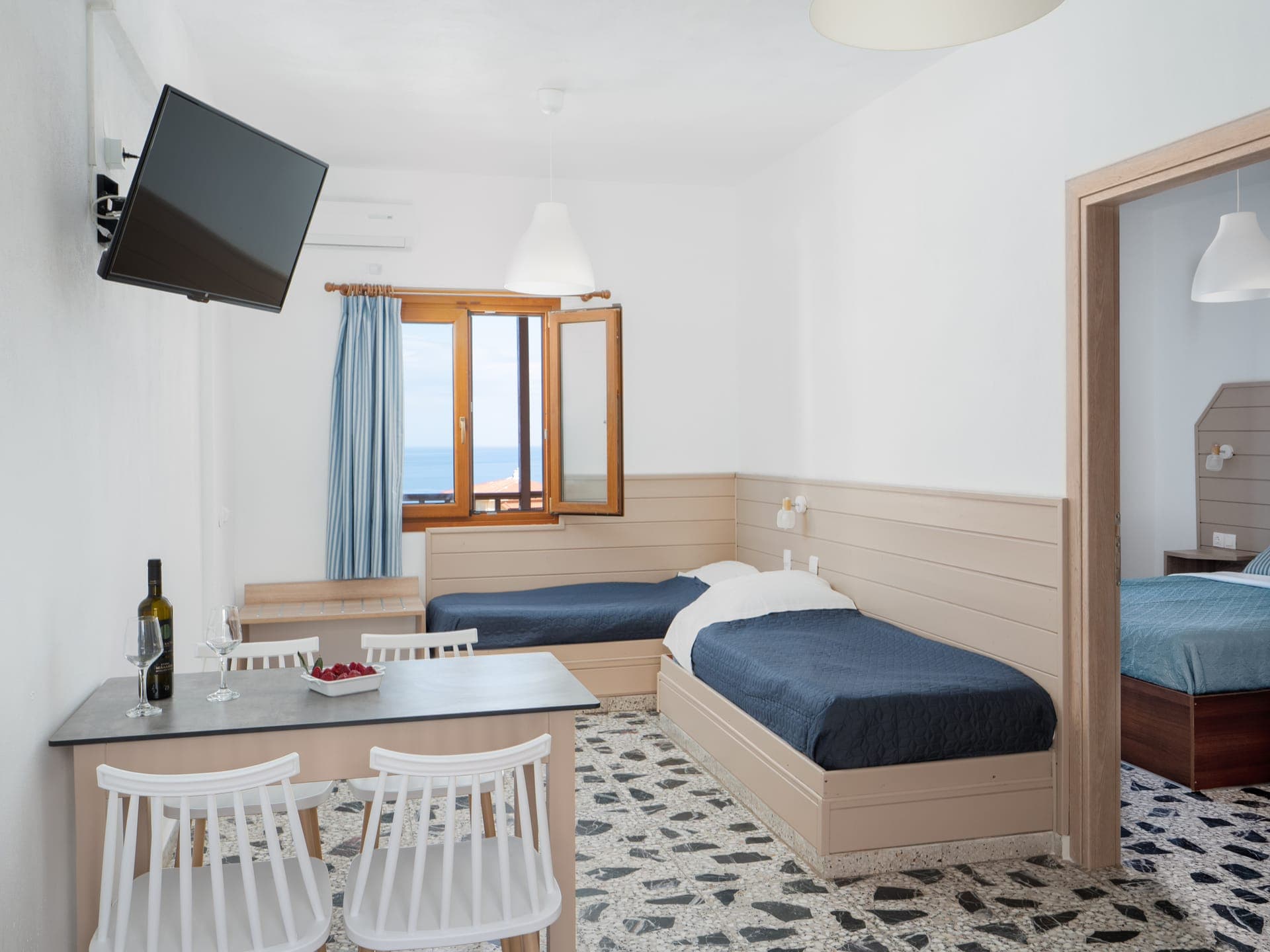 room-types-SPIROSSOUL-FAM1BD-0.jpg