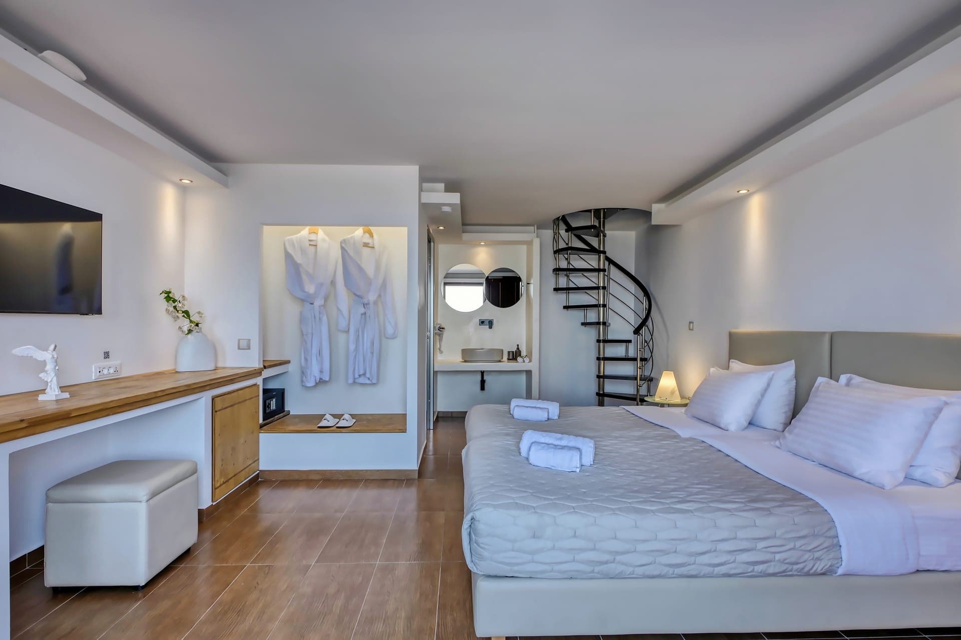 room-types-SPLENDOUR-FAMCSU-0.jpg