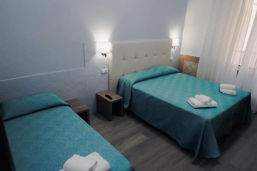 room-types-SQUAREINN-TPL-0.jpg