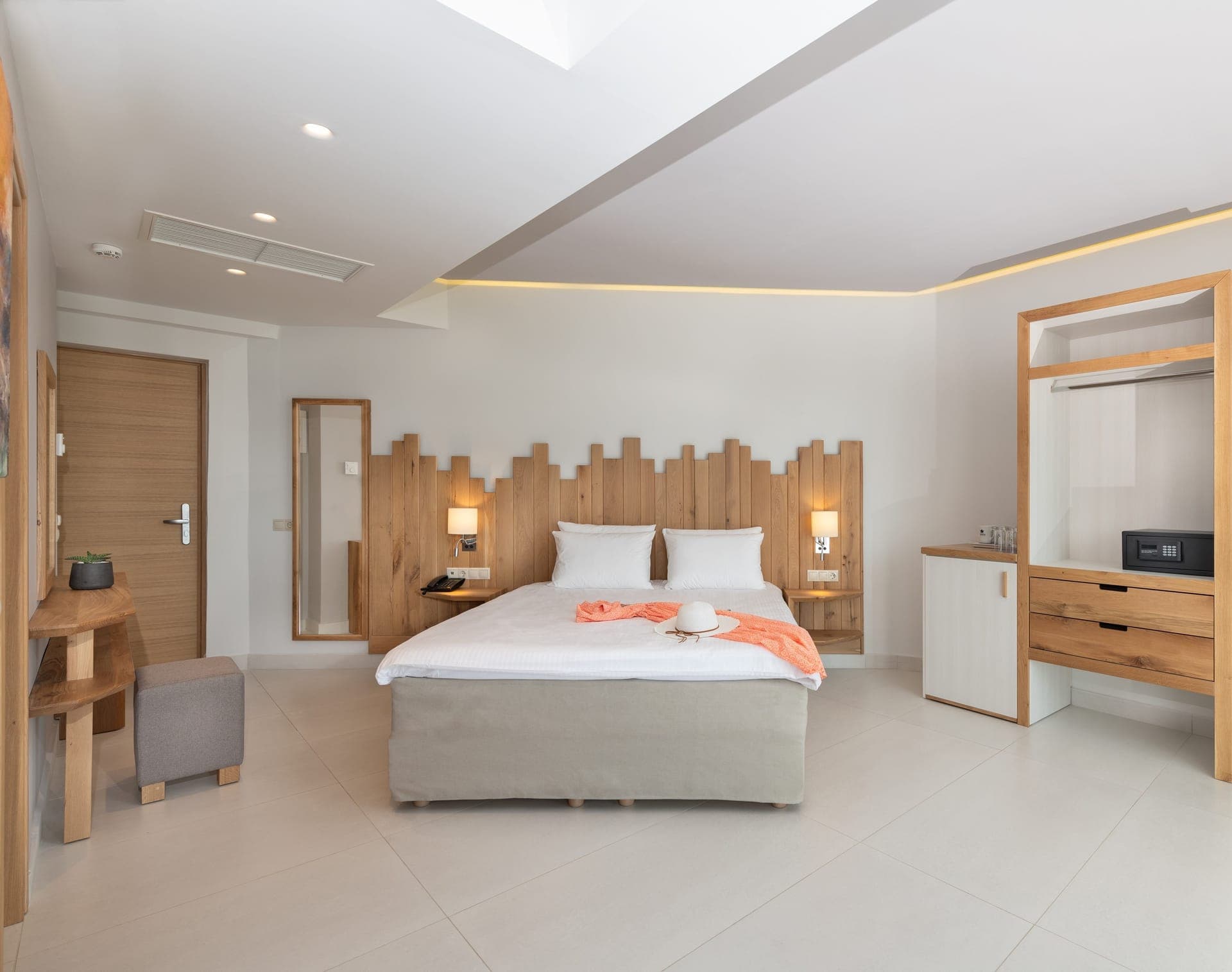 room-types-STARBEACH-ECOSSV-0.jpg