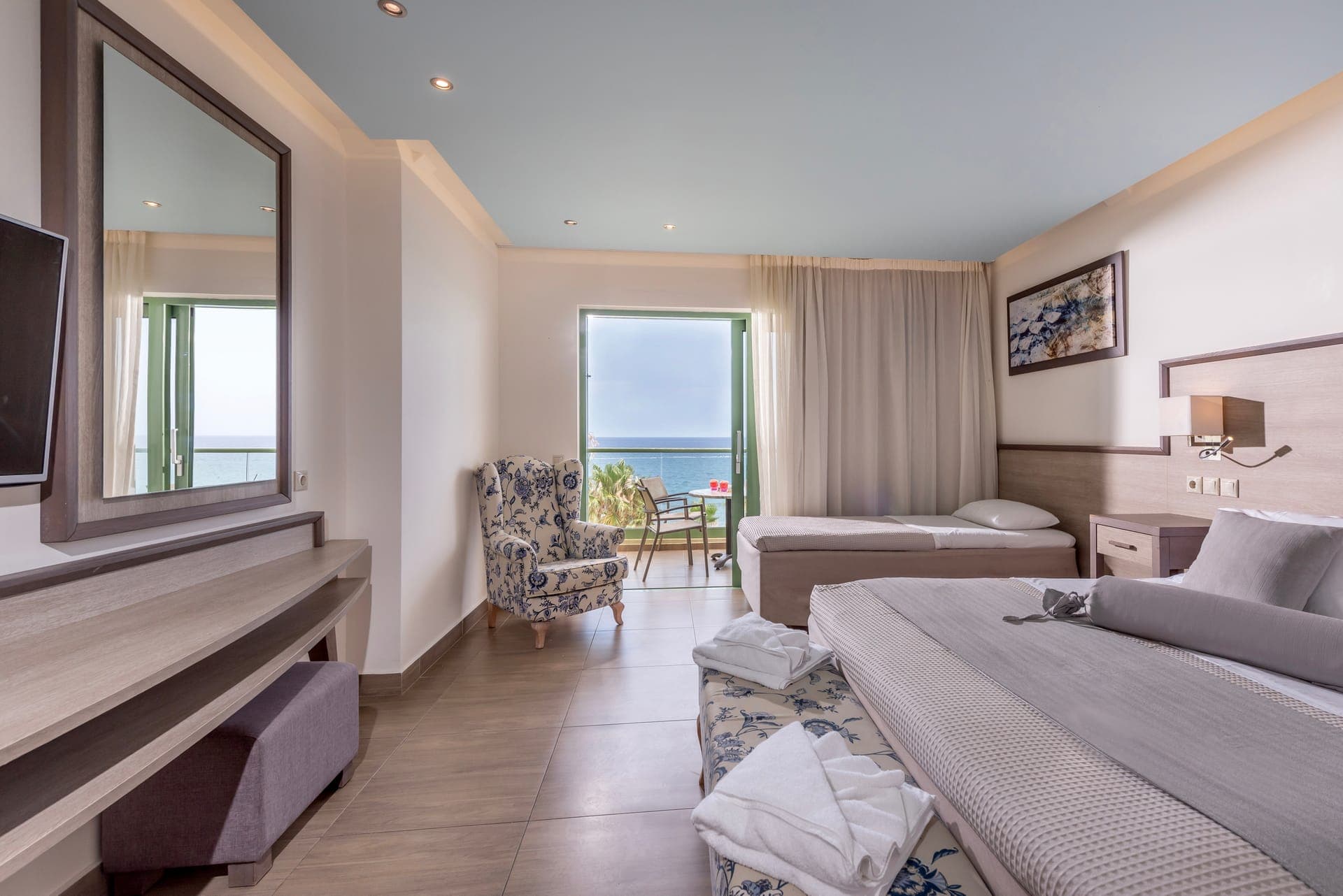 room-types-STARBEACH-SSUI-0.jpg