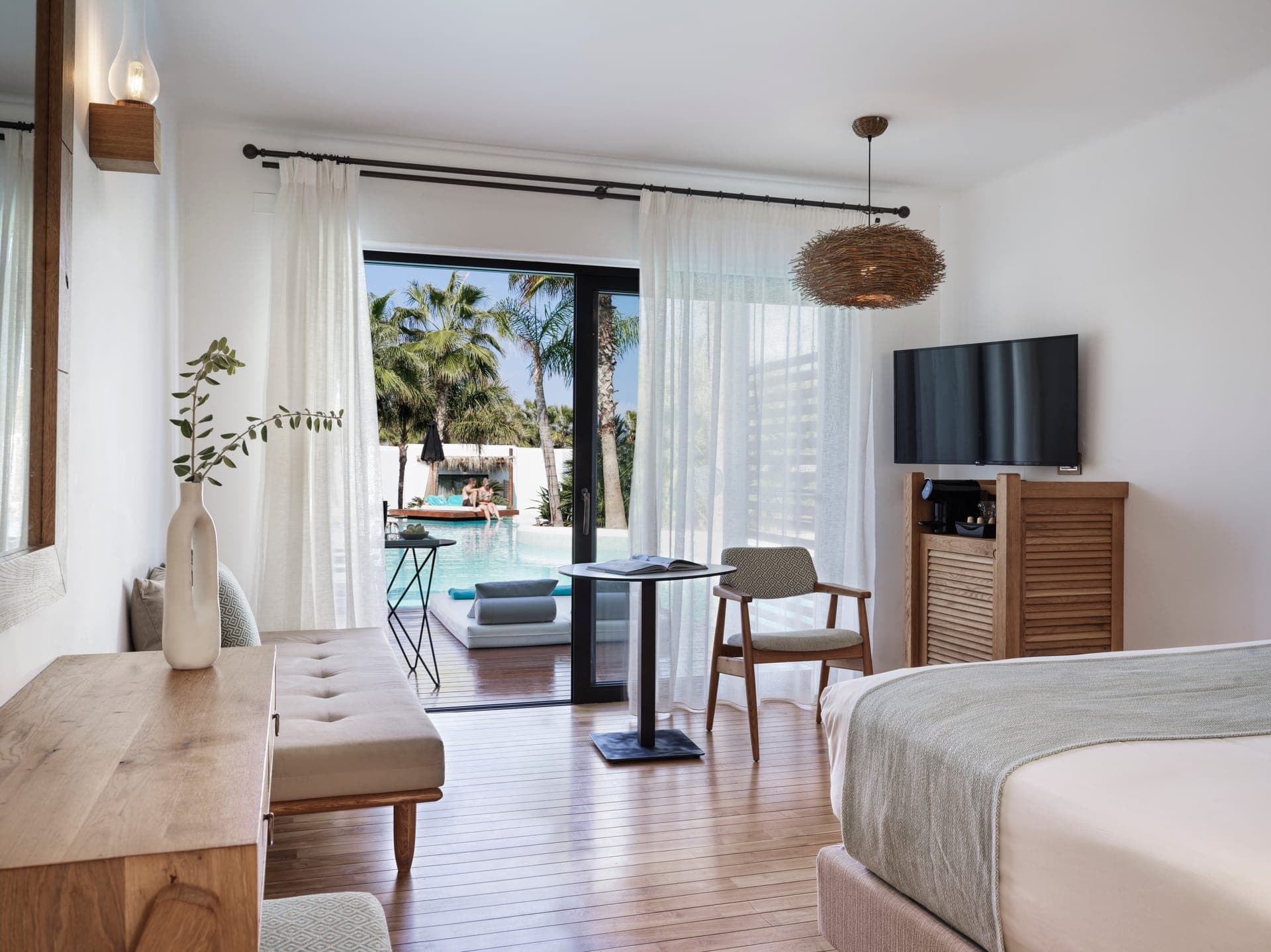 room-types-STELLAISLA-LUXS-0.jpg