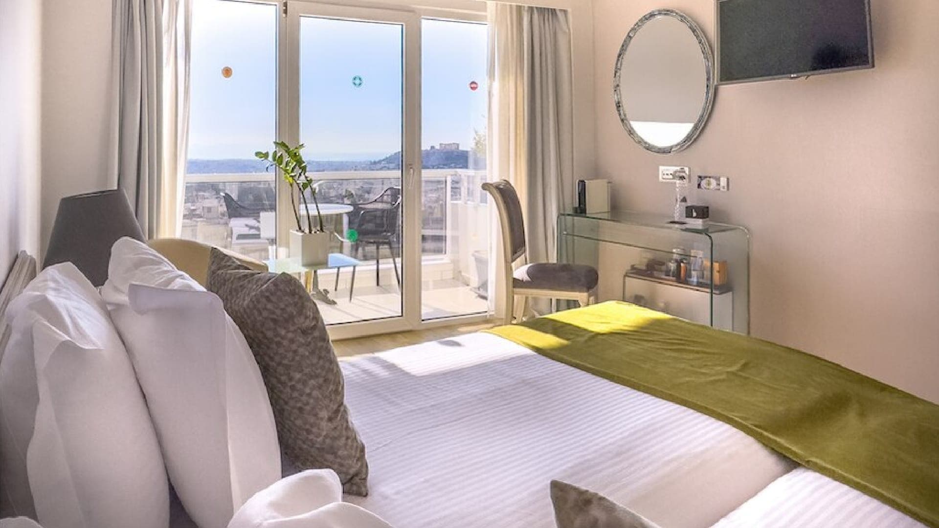 room-types-STGEORGEL-EDA-0.jpg