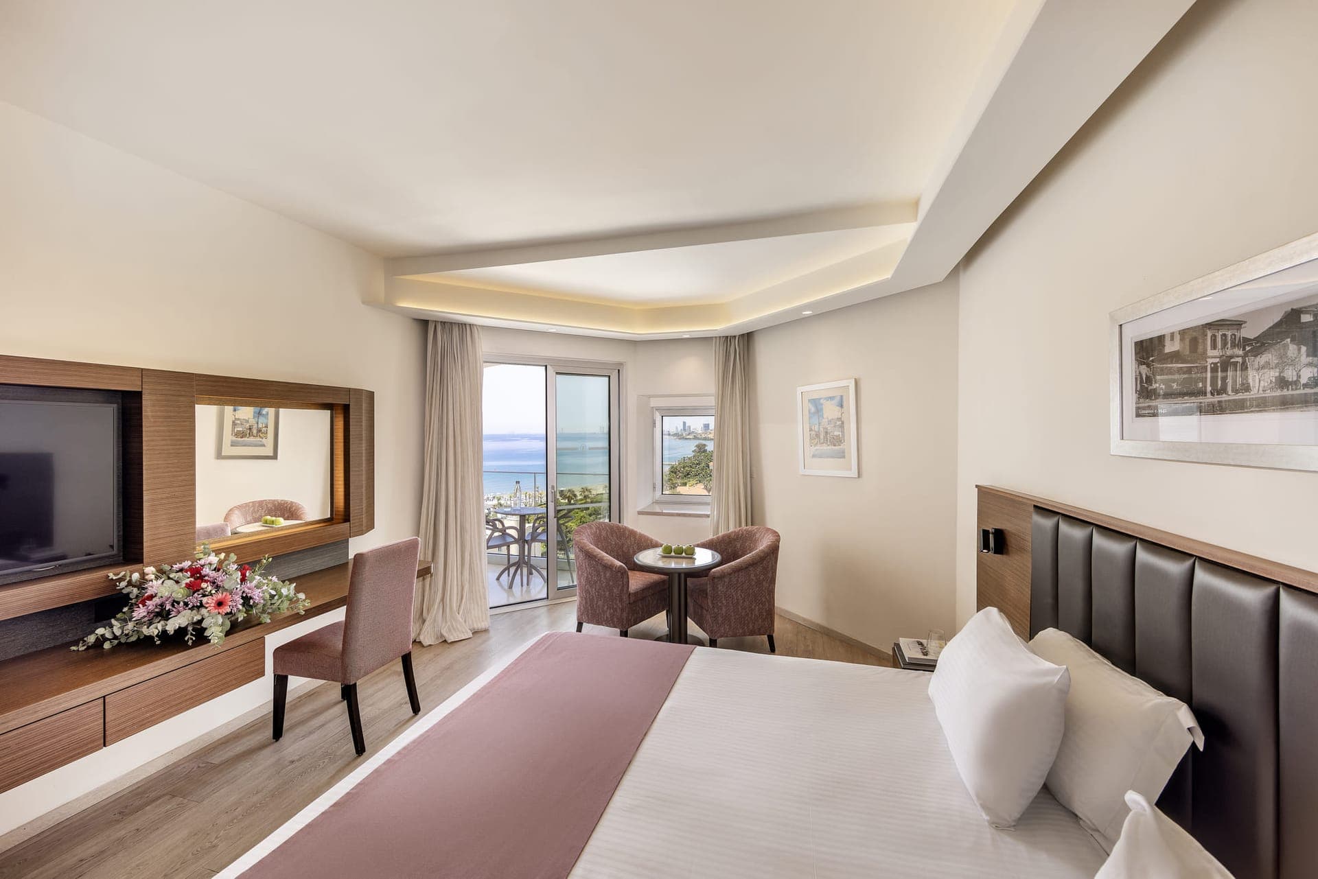 room-types-STRAPHAEL-SVIEW-0.jpg