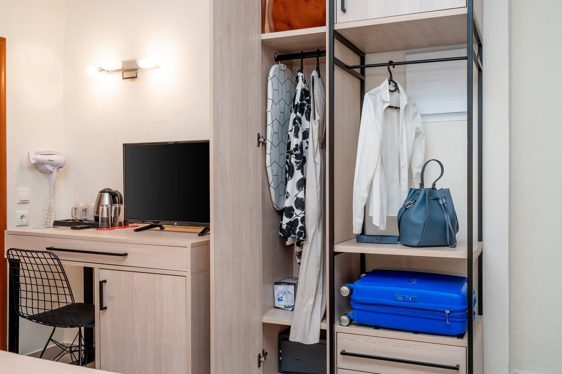 room-types-STRATOS-JS-0.jpg