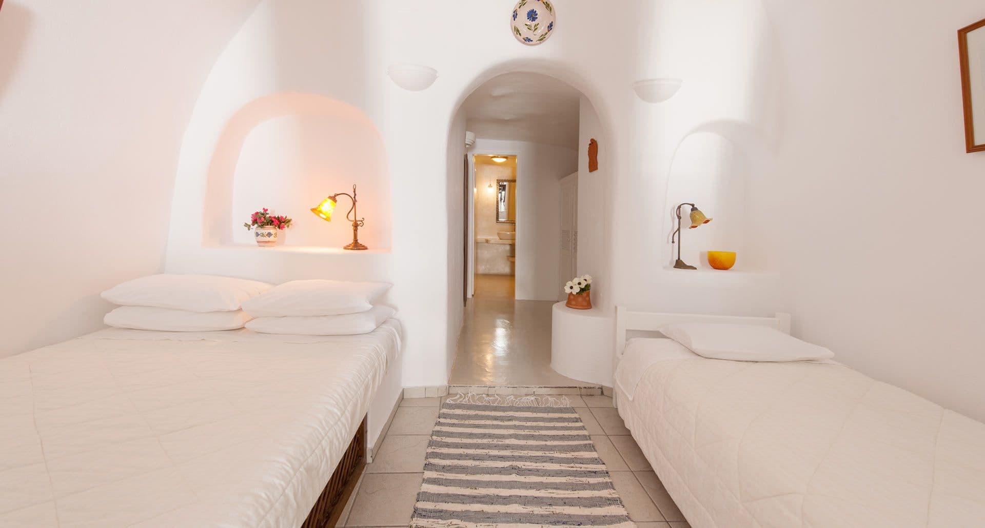 room-types-STROGILIH-APART5-0.jpg