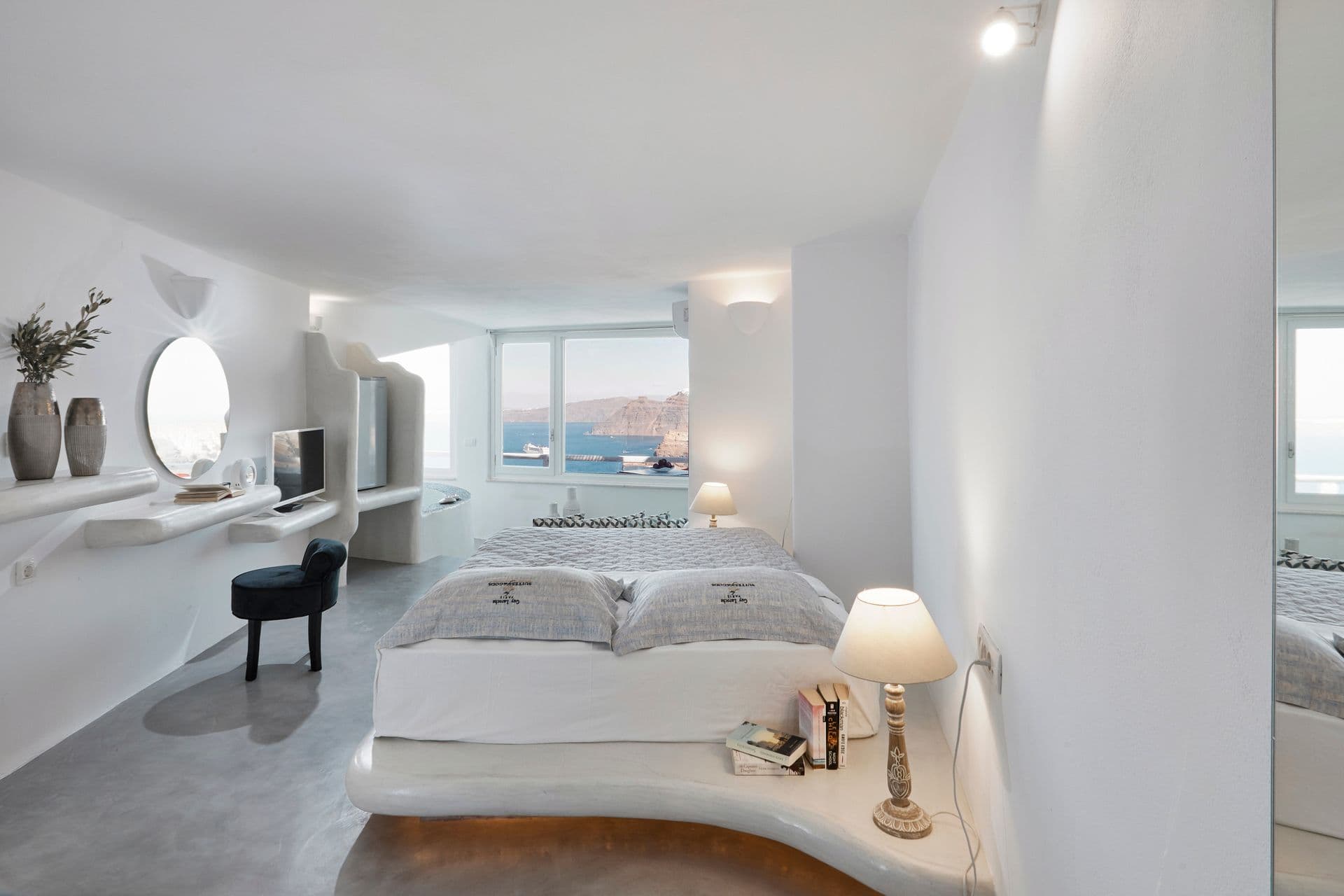 room-types-SUITESGODS-DIVINE-0.jpg