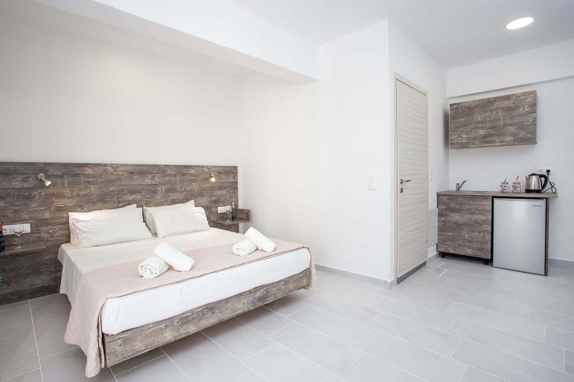 room-types-SUMVILLAGE-STUD2P-0.jpg
