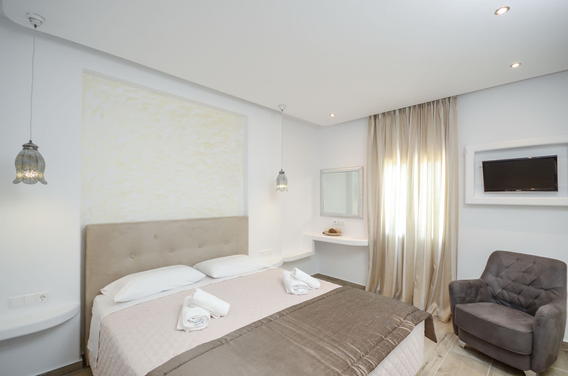room-types-SUNBEACHNX-FMST-0.jpg