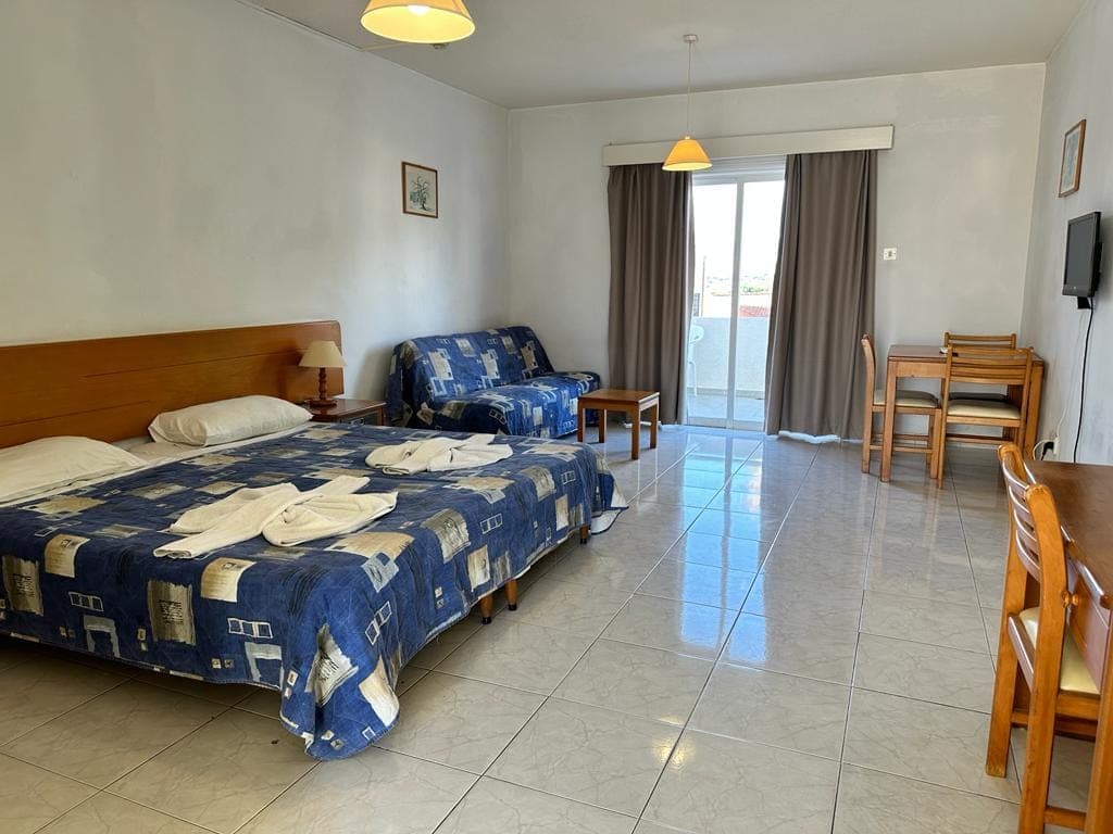 room-types-SUNHILLCYP-OB-0.jpg