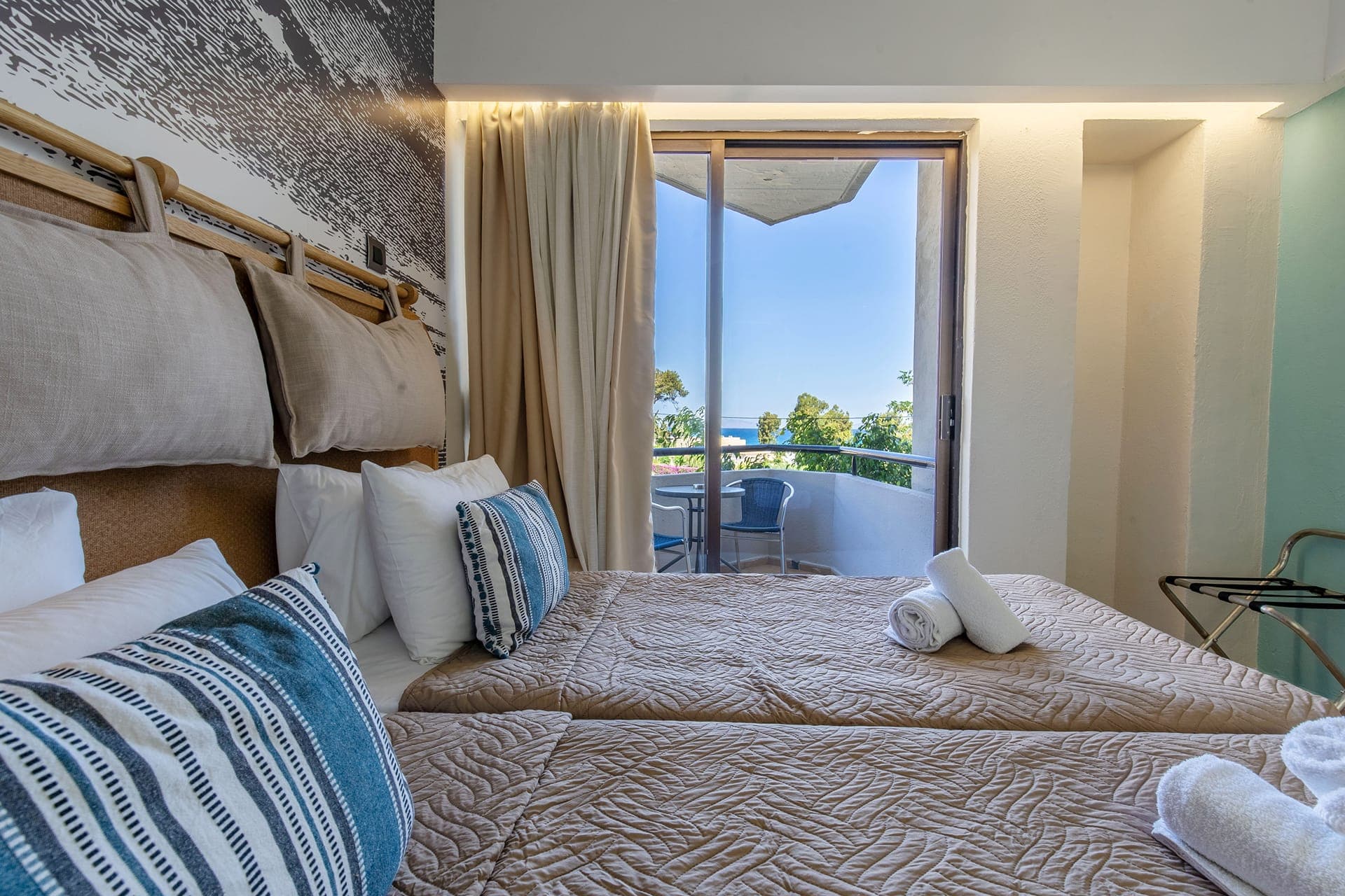 room-types-SUNNYDAYS-DOUBLE-0.jpg