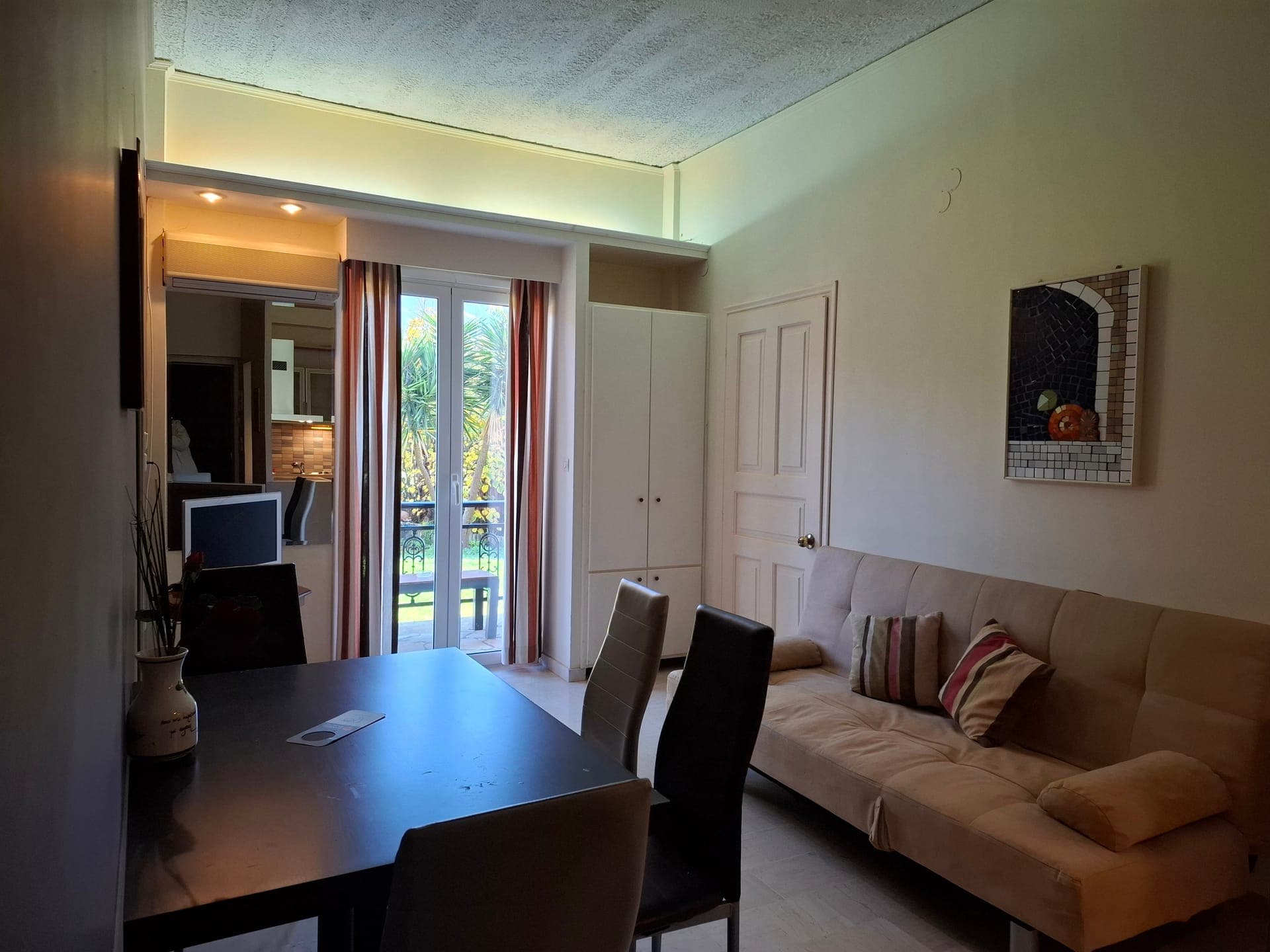 room-types-SUNRISEINN-1APTPP-0.jpg