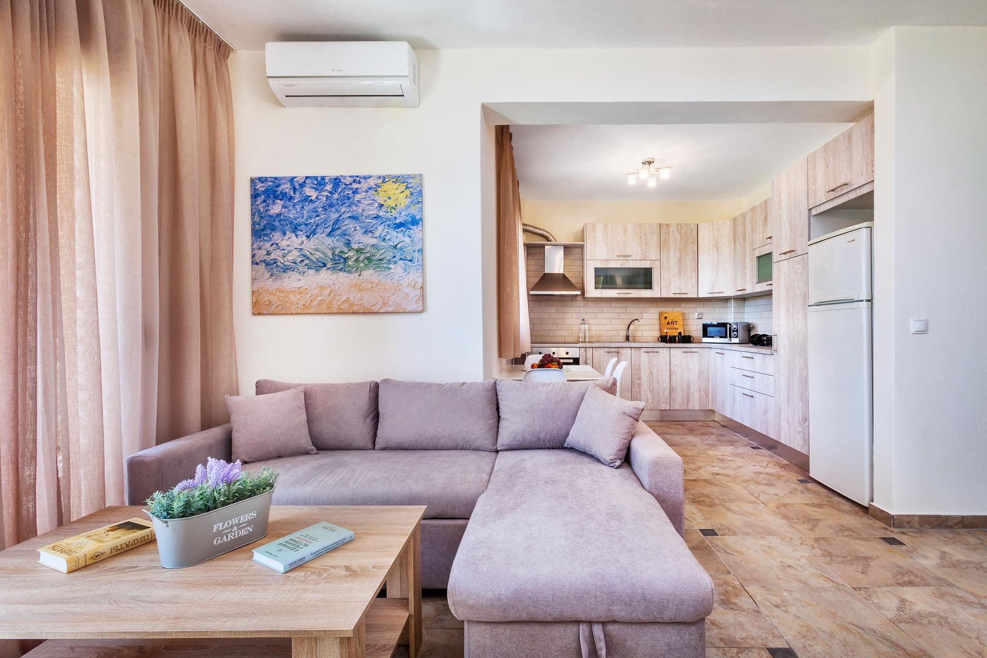 room-types-SUNSETVILL-DLX4BR-0.jpg