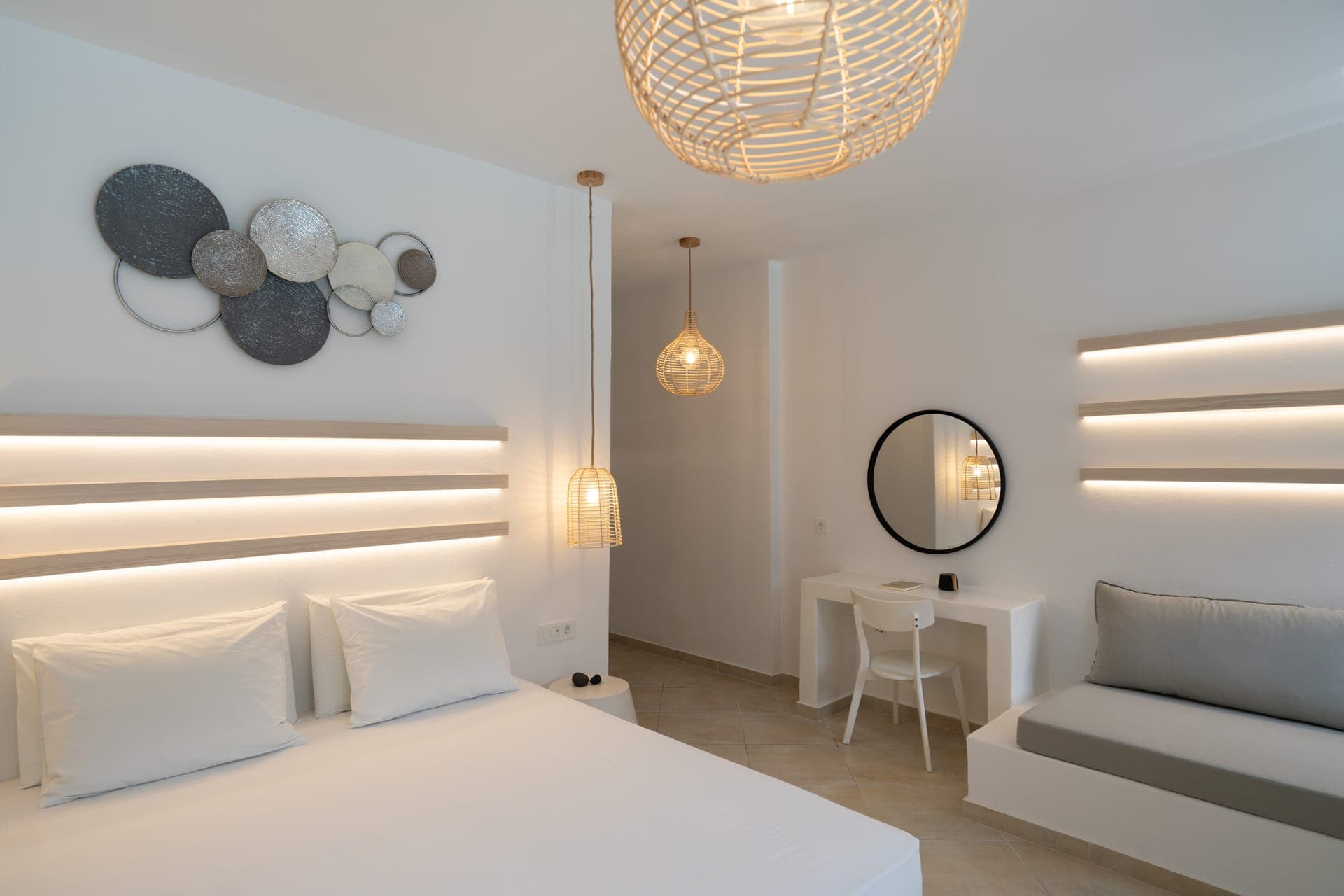 room-types-SUNSHINES-DBLBP-0.jpg