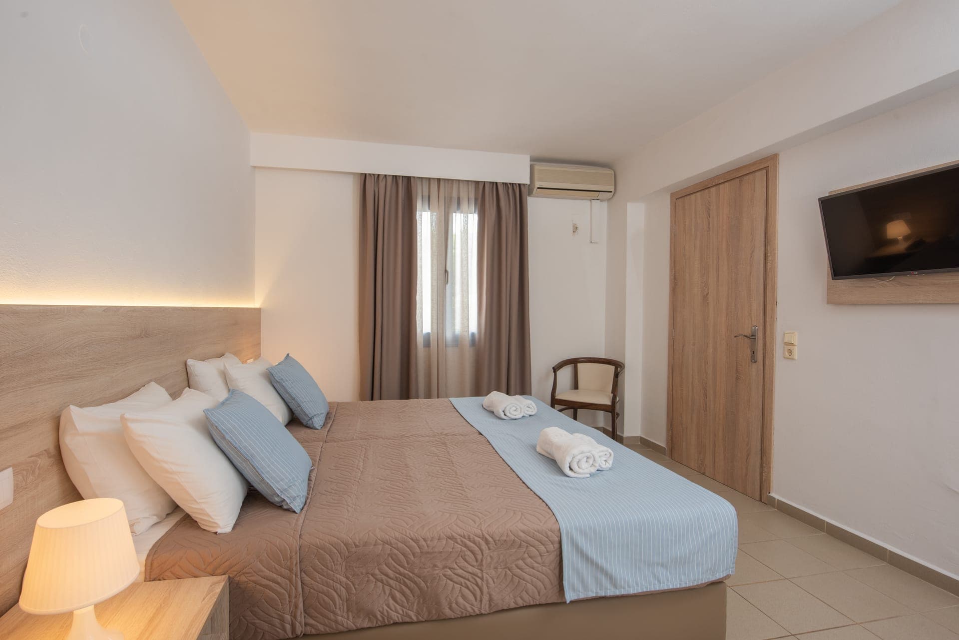 room-types-SUNVILLAGE-DBLSEA-0.jpg