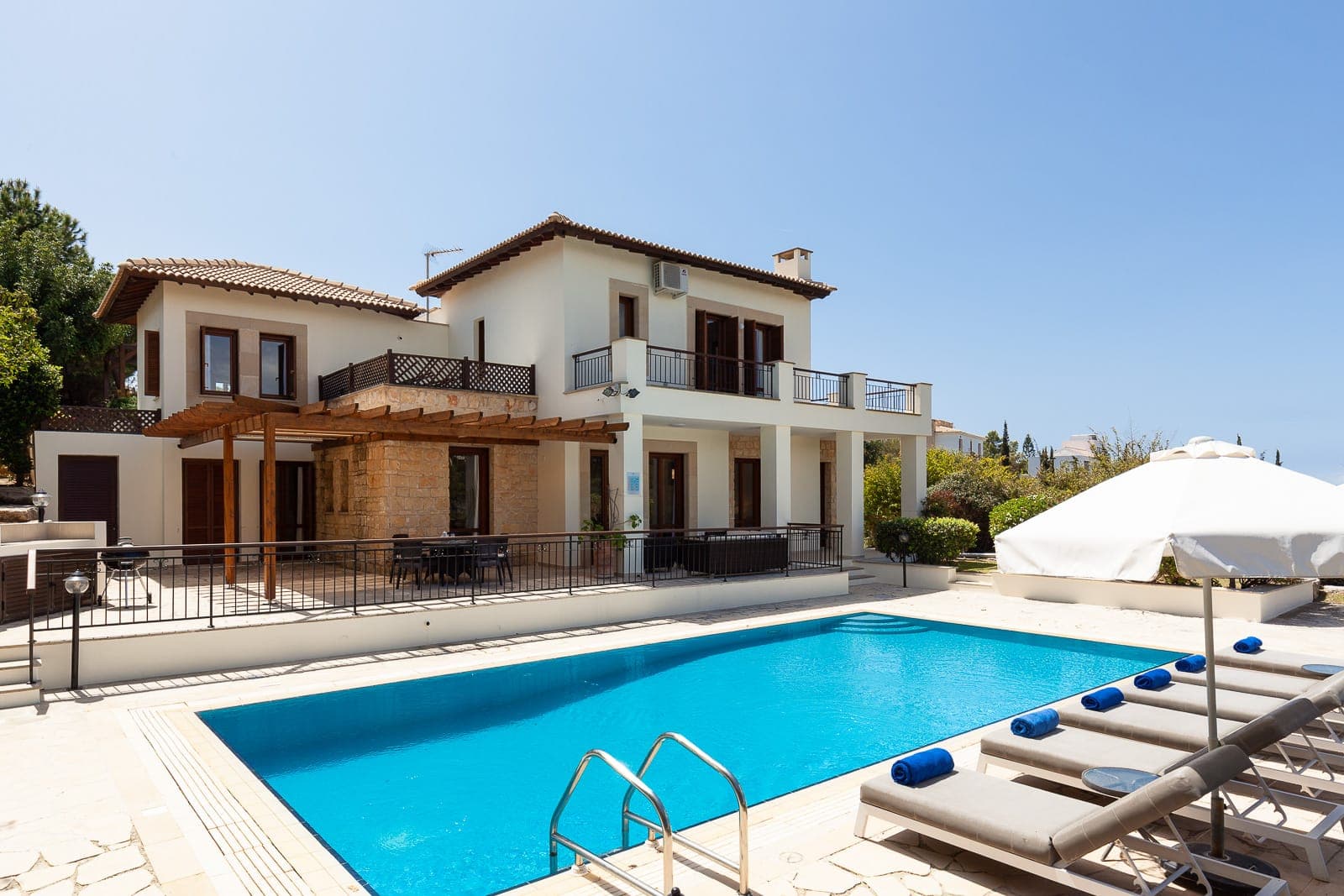 room-types-SUPVILLAS-0309-0.jpg