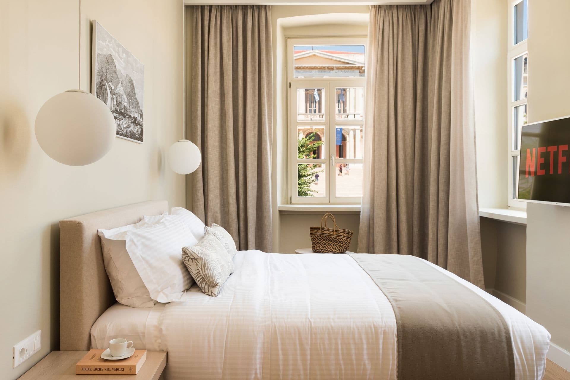 room-types-SYROSSOUL-SUITE4-0.jpg