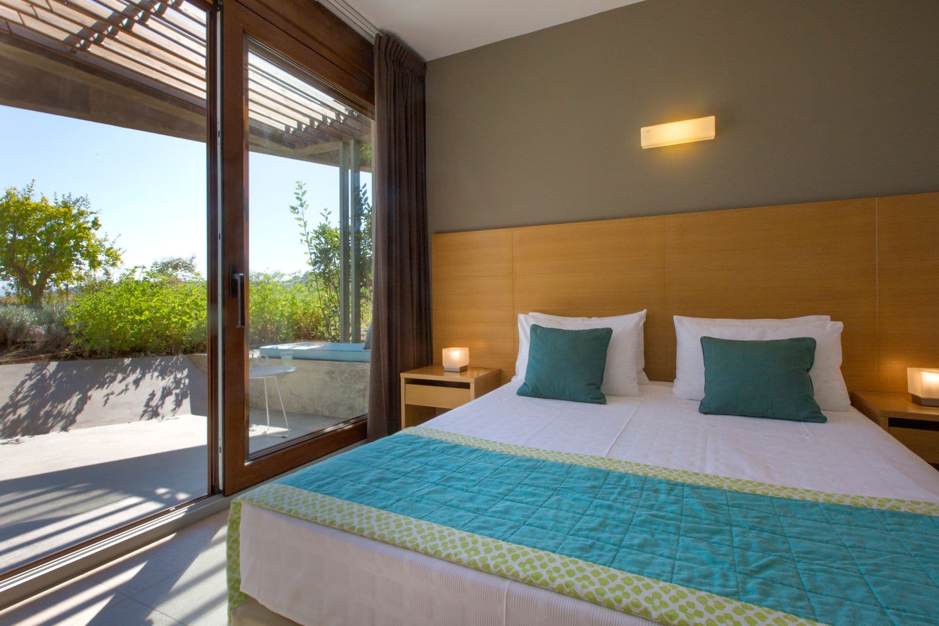 room-types-THALATTA-FAM-0.jpg