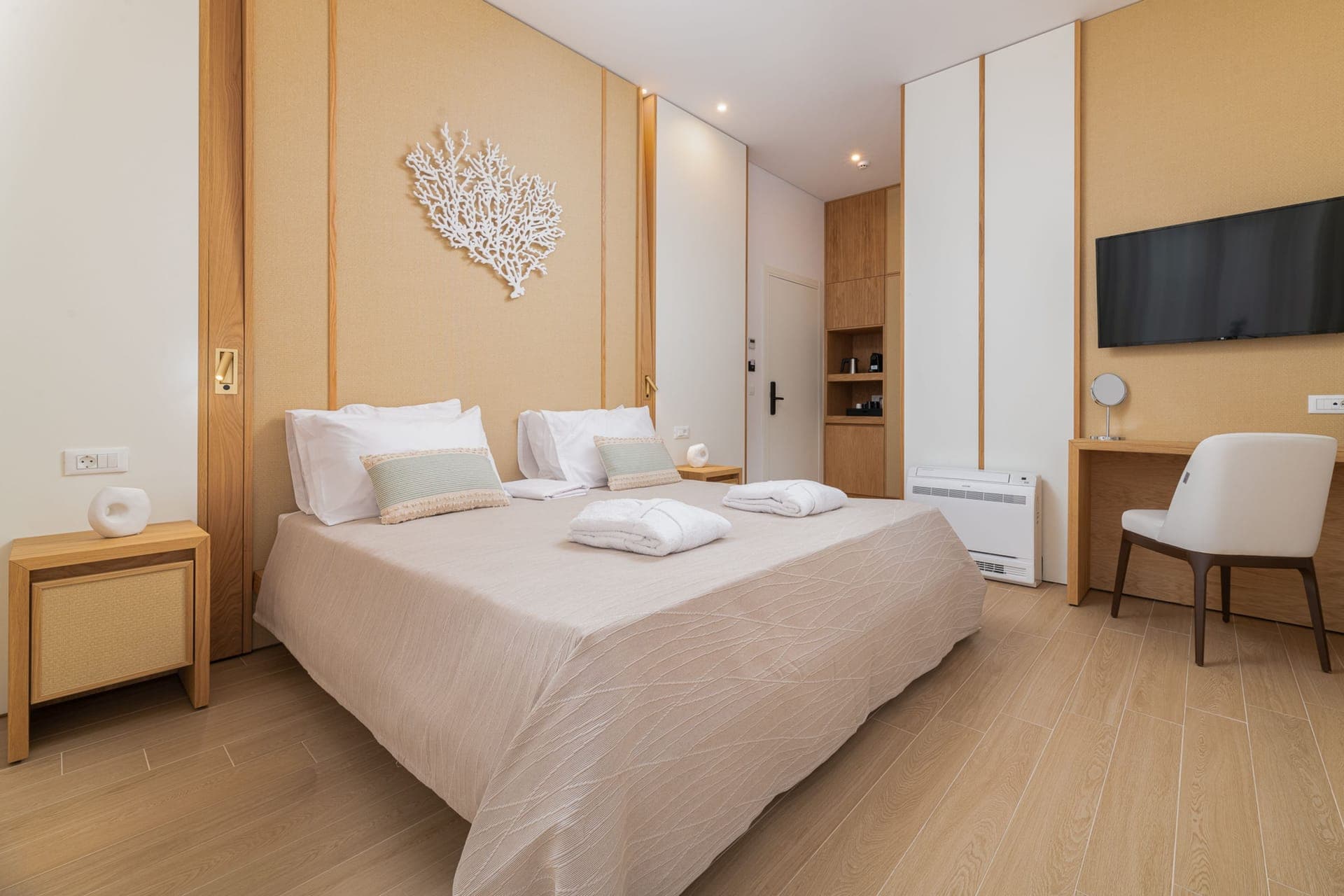 room-types-THE12TH-TH12SU-0.jpg